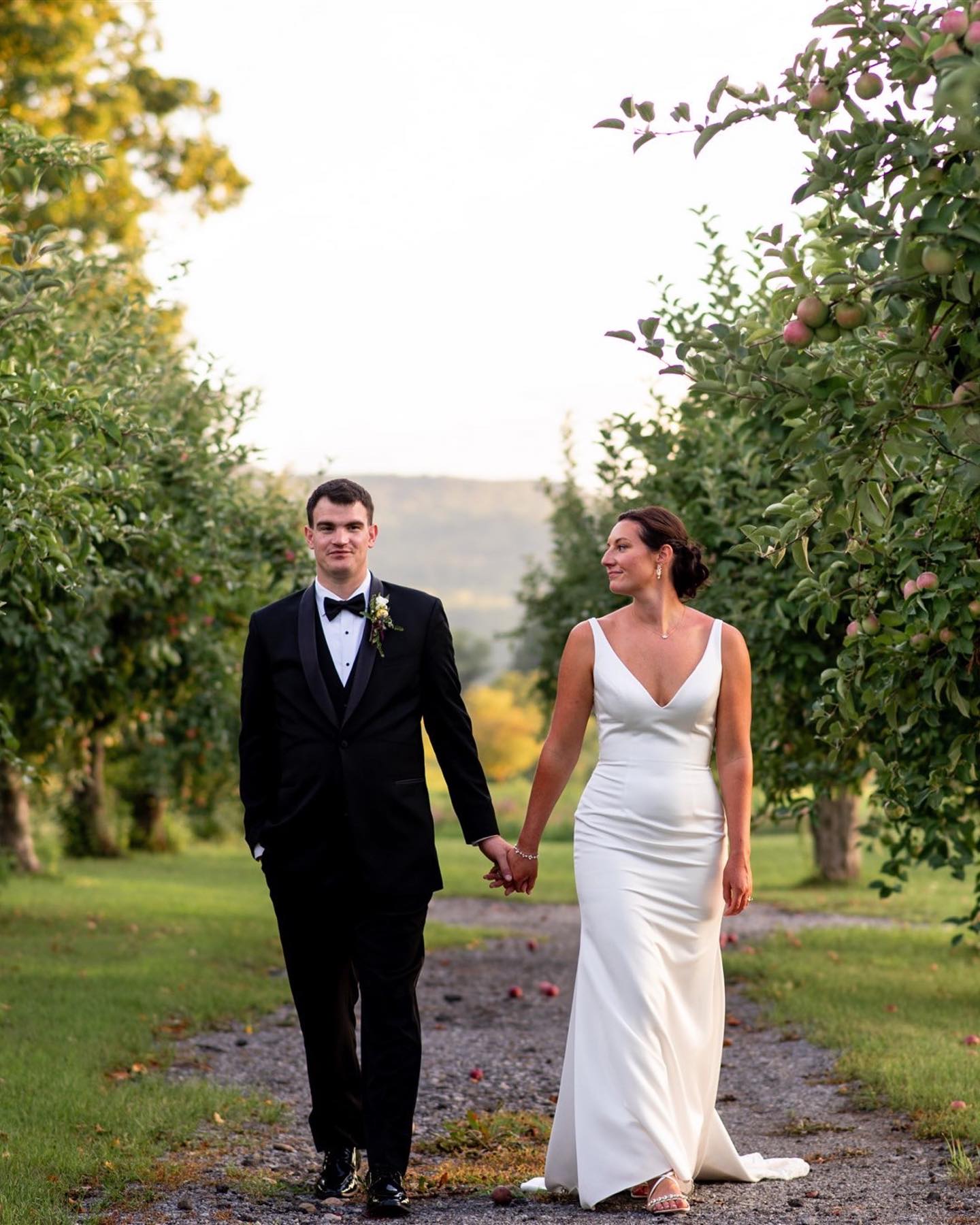 JESSICA & BRIAN
8.10.24
Congratulations to my sweet bride and groom Jessica & Brian, who tied the knot on an absolutely PERFECT summer’s day this past 8/10 🥰
It was an honor to capture your love story on such a beautiful day. Jessica & Brian, you are the most radiant couple and it was a joy to witness your love for each other. Your friends and family were a blast to work with and made the day even more special.
Your love shines through in every photo and it was a privilege to document your special day 🍎🥰 Choosing sneak peeks was nearly impossible because every photo turned out amazing! Can’t wait to share more soon! ❤️
XO Hannah
Vendor team:
📍 @orchardcreekgc
📸 @hannahlux.photography
🎥 @benplissmedia
👗 @enzoani @alovestorybridal @lissimonbridal
🪡 @anyas_couture
💐 @rizzoshouseofflowers
💇♀️ @annssalon & @brides_2_go_ny_mass_vt_
💄 @jennacarolee MUA
🎶 DJ Greg Frasier
Photobooth @bigtimephotobooth
HLP TEAM:
Lead - Hannah
Second - Dyan
Assistant - Autumn