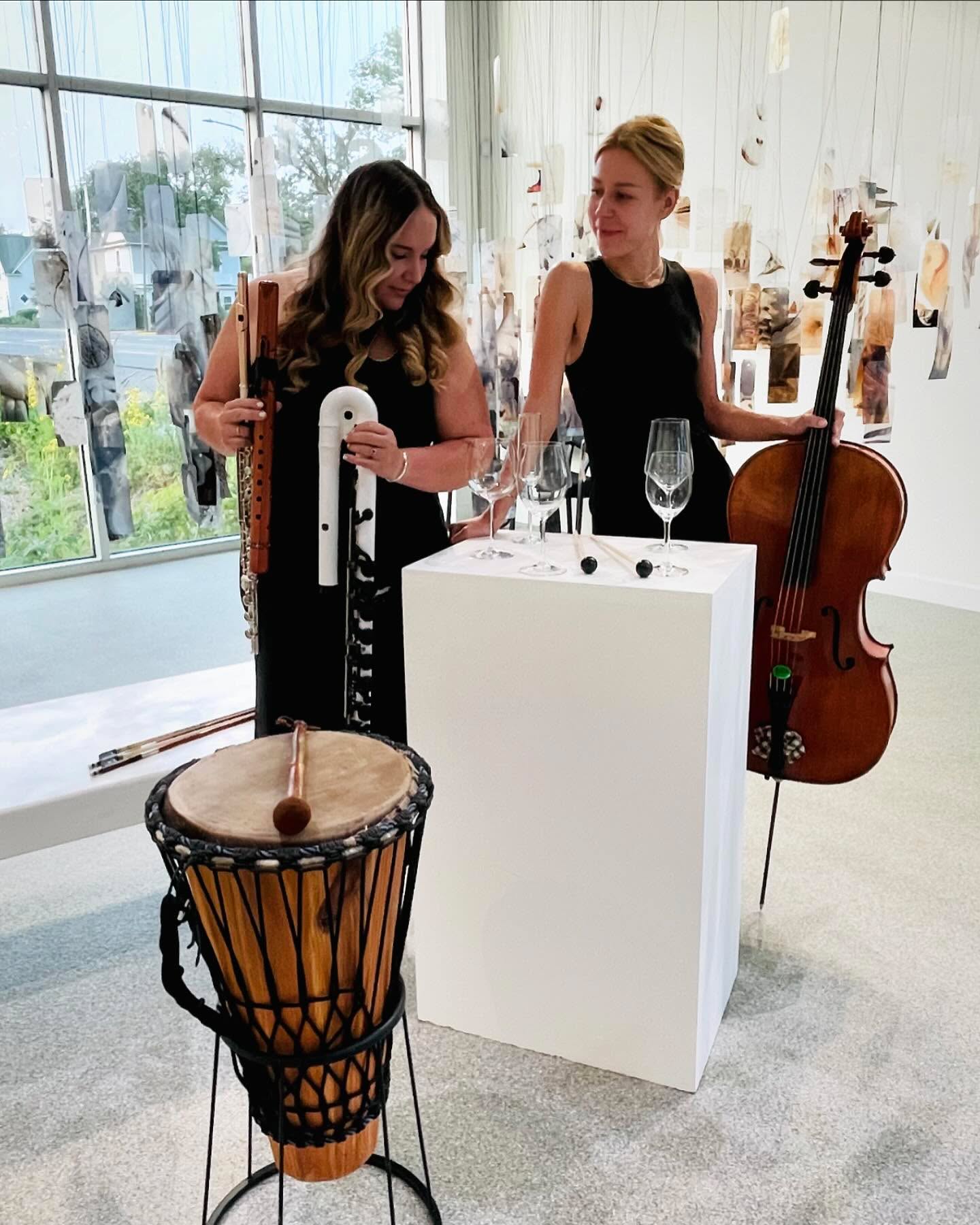 🎶 Concert Tomorrow in Laguna Hills! 🎶
Join us for a special performance by @floocello , our modern flute/cello duet featuring @polabenke and @antoninaflutist , as part of the Moment Musicale series by Global Harmony Symphony.
📍 Laguna Hills Community Center
🕛 12 pm, Tuesday, Sep 24th
🎟 Free admission, with a suggested donation of $10
Don’t miss the final opportunity to hear our “Bach to the Future” program in California this season!
We hope to see you there for an afternoon of beautiful music!
#LiveMusic
#ClassicalMusic
#ChamberMusic
#Concert
#LagunaHills
#FluteAndCello
#FreeConcert
#MusicLovers
#SupportTheArts
#BachToTheFuture
#musicianlife