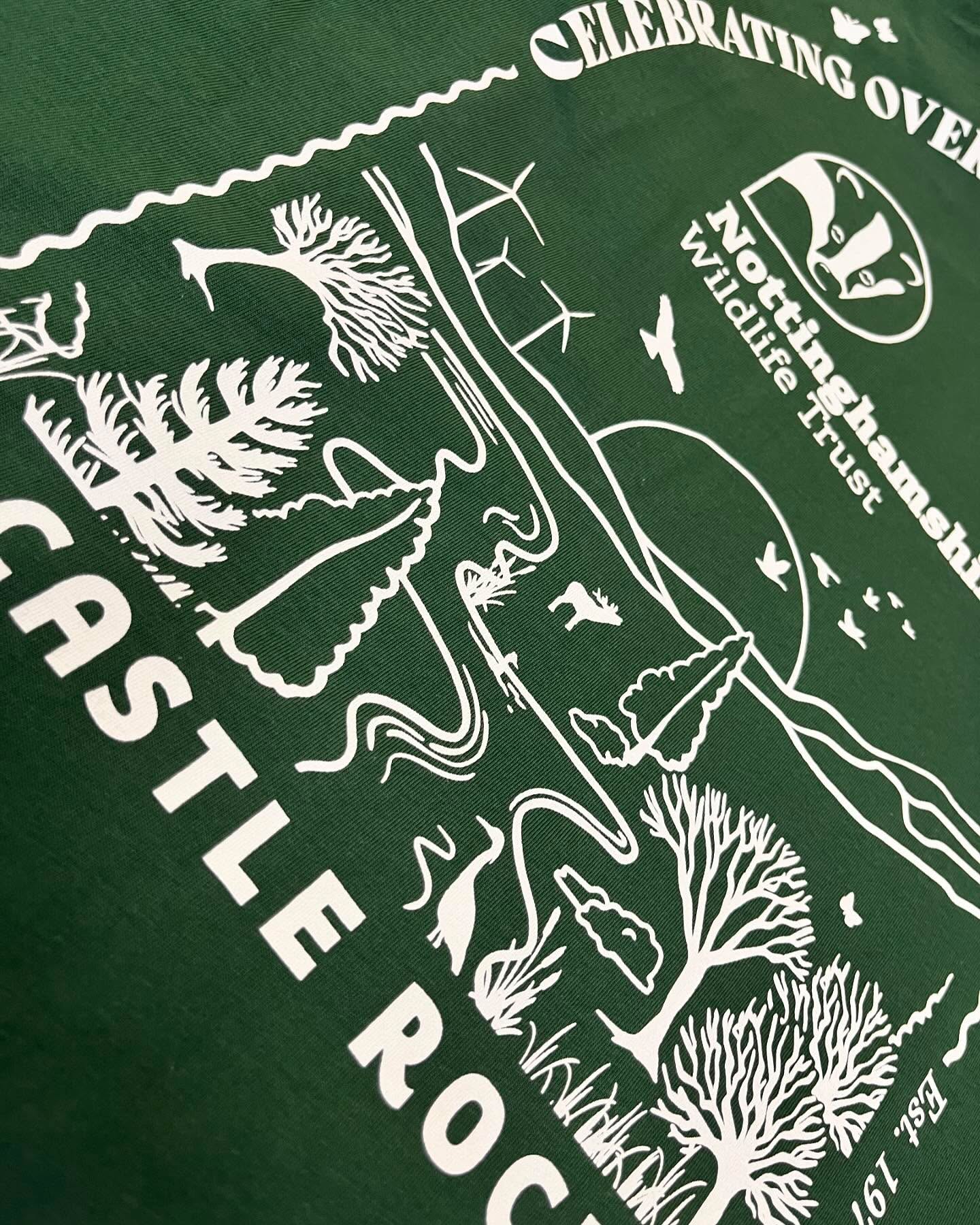 New work screen printed for the lovely people at Castle Rock Brewery Nottingham, to celebrate their 20 years of friendship with The Nottinghamshire Wildlife Trust 🍺 🍺 ! With 15% going direct to the trust with every purchase. These are available to buy but limited numbers so be swift ish ( excuse the pun 😤) #crbrewery #nottinghamshirewildlifetrust #merch #friendship #localbusiness #nottingham #screenprint #ethicalprinter https://www.castlerockbrewery.co.uk/shop/merchandise/nwt-tee/