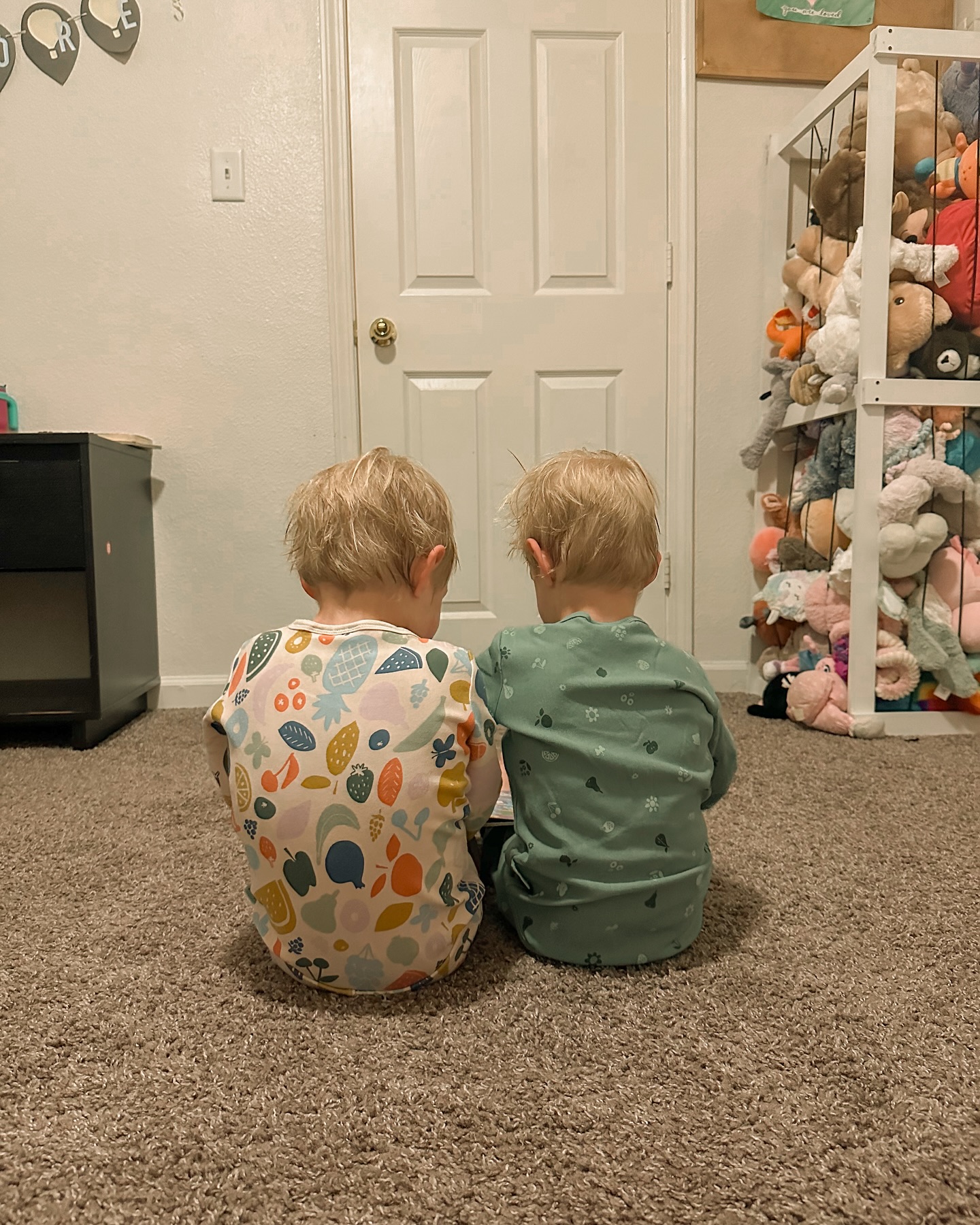 #ad it’s starting to get colder in Colorado so we are getting all cozy and warm in @ergopouch_usa new collection. The boys love getting to hang out and read to their baby brother in their new #ergopouch pajamas. T especially loves that his and Baby O’s match 🩵
The boys are wearing 1.0 tog 2y long sleeve pajamas in Sweet Orchard and Fruit Salad and Baby O is wearing a 1.0 tog 0-3m layers in Sweet Orchard
I’ve linked all three of these outfits in my @shop.ltk storefront! Check it out through the link in my bio!
#liketkit
https://liketk.it/4SmUp