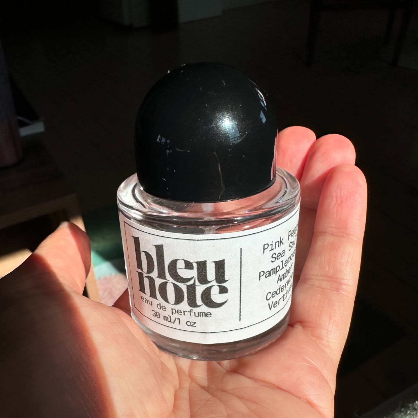 First draft of the bottle of our eau de parfum Bleu Note 🎵
@roseoverdosed collaboration