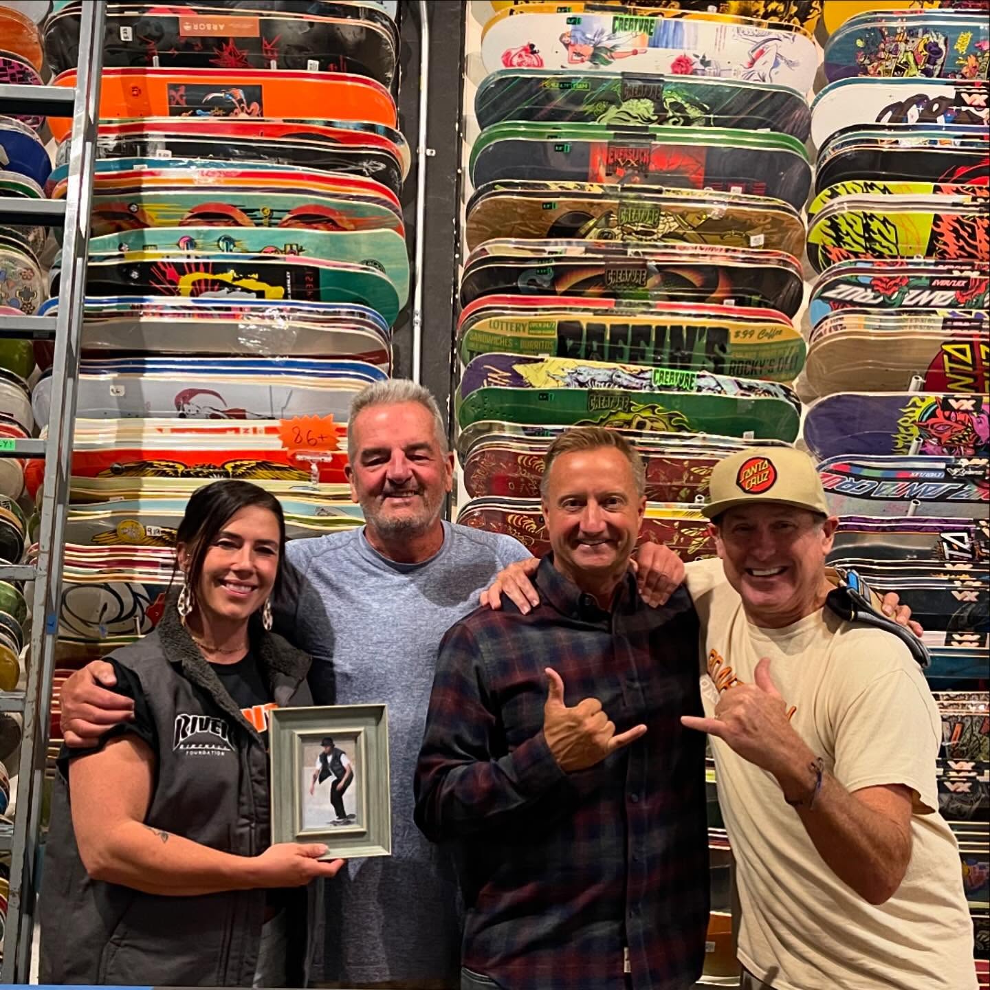 🥳Thank you to 🎤Niel @offthelipradioshow and TC @santacruzboardroom for a fun night with send off for retiring Chief of Cap PD Andy Dally.
We are thankful to get to be on such a great farewell episode to the Chief who has fully supported skateboarding in our community.
We can’t wait to see everyone on Saturday at Bill’s Wheels Skateshop for River’s skate jam fundraiser event!
Food served up by @sauceyz ☕️
Music by @urethane_music @rabbittruckofficial @curb_creeps
💦Sponsor @blue_zone_waters hydrating the people
📸Sponsor @theboothbus Pictures for the people
🛹 @judioyama @anna_shea_skates @sk8tlynwest @meloboynate
💣 @pma_performance
🛹 @lukesskatelessons
🛹🛹🛹Non-Test🙃!!!🤩🤩🤩
FREE.ALL.AGES.
12-5