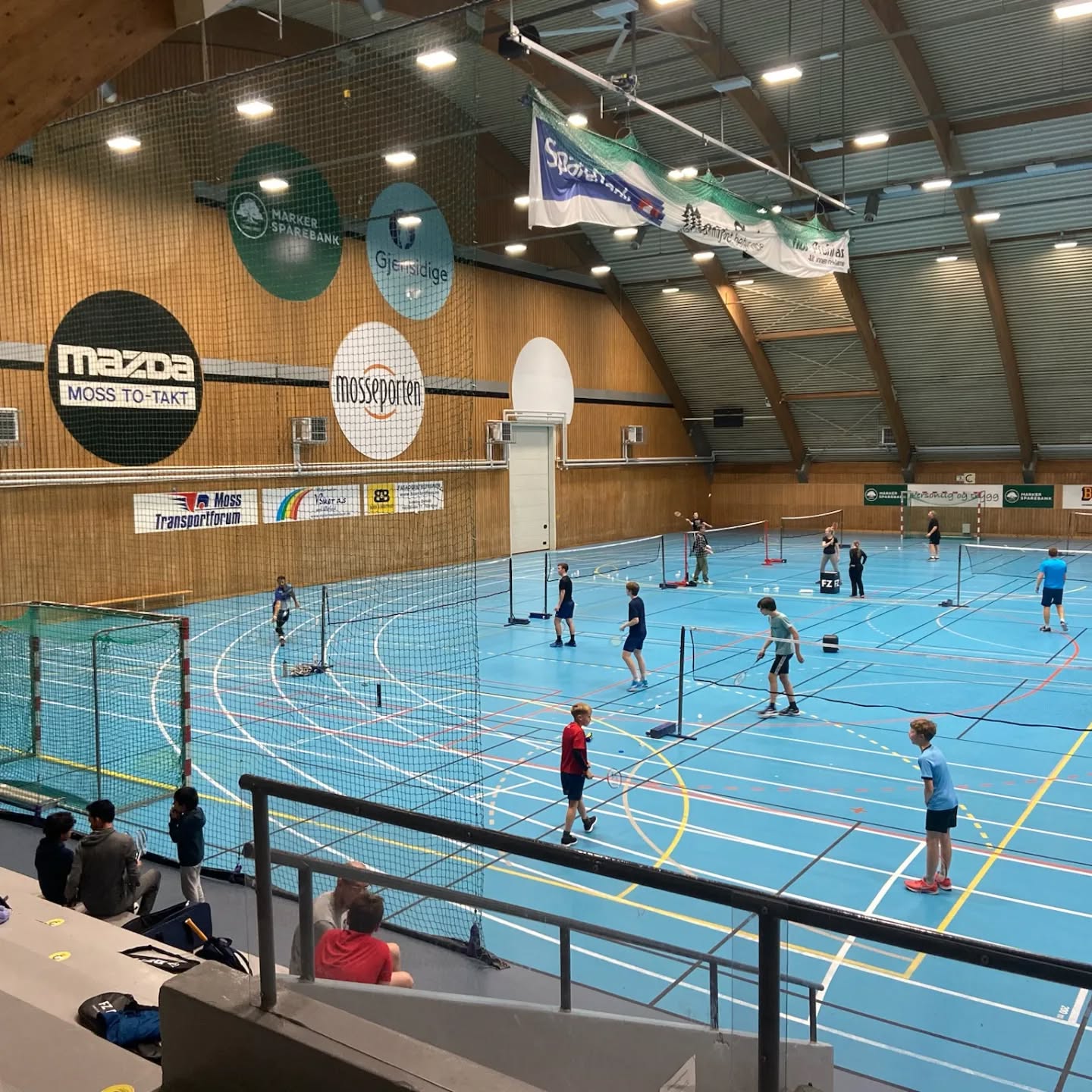 Gøy med "fullt hus" på familelørdag! #mossbadmintonklubb