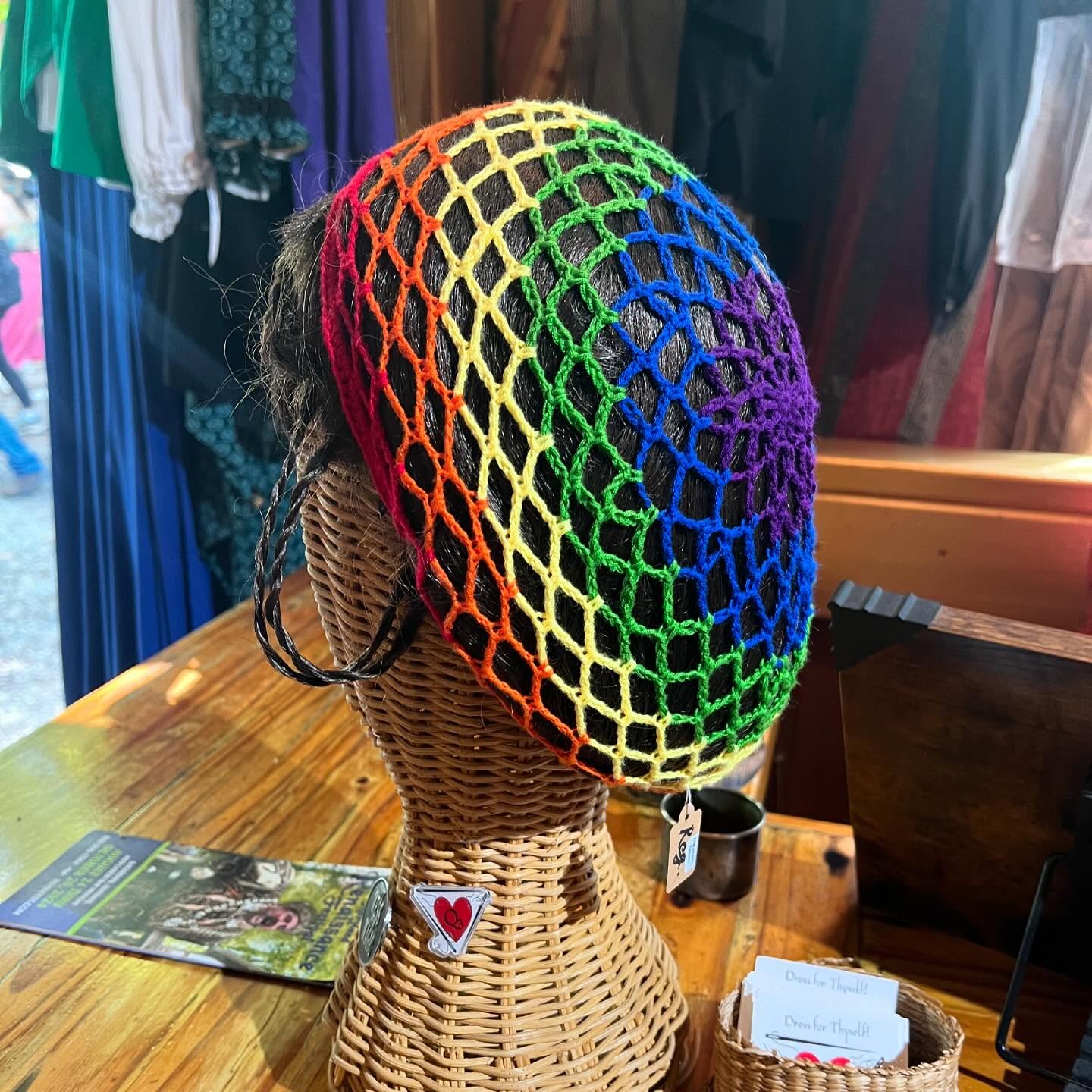 Yes, we have handmade snoods! Made very locally in Crownsville.
#mdrf #mdrennfest #marylandrenaissancefestival #renaissance #renaissancefestival #qheart3 #garb #renaissancecostume #costumeshop #dressforthyself #everyonecanbeaprincess #snood #snoodlife