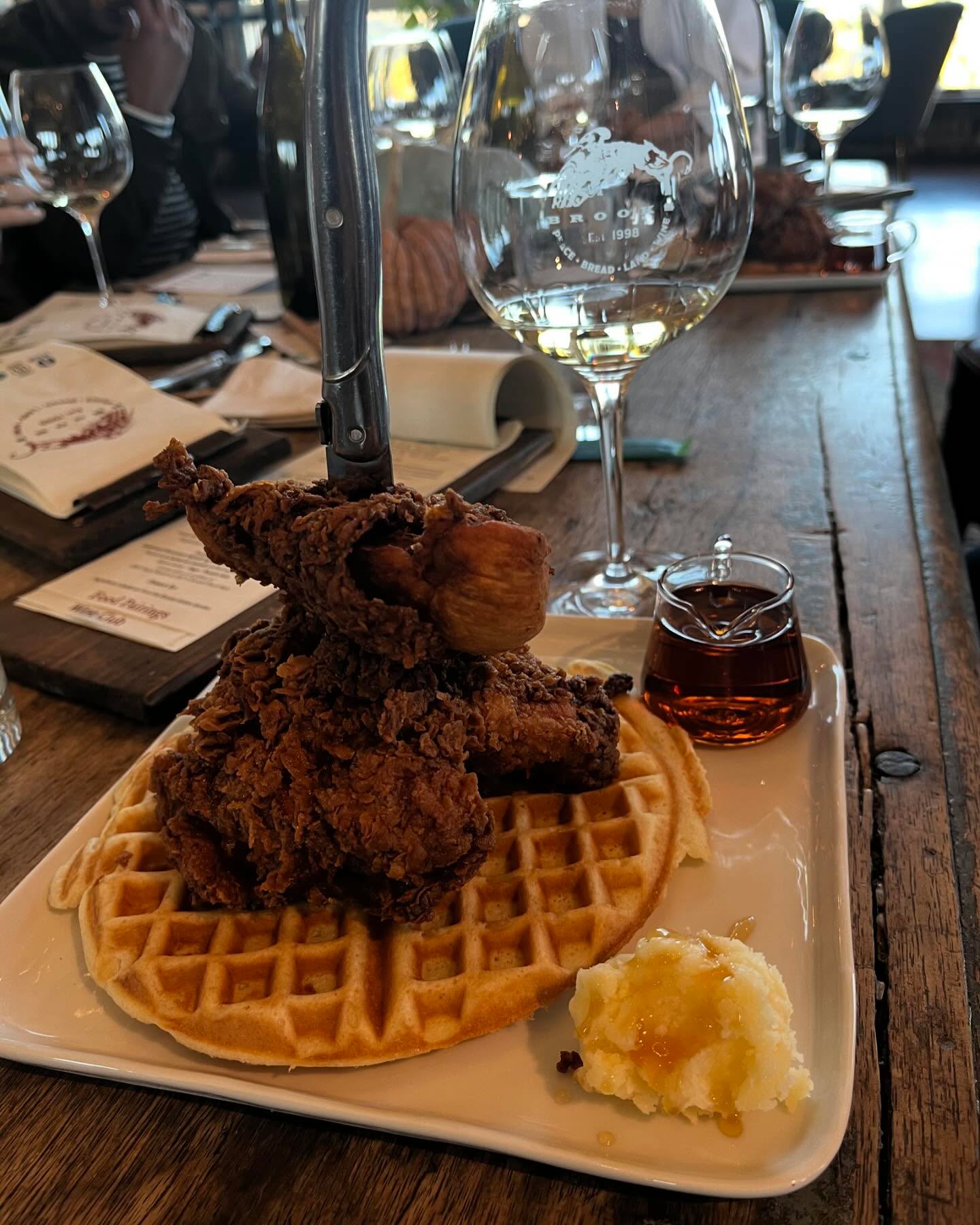 @brookswinery incredible chicken and waffles. New sparkling Riesling is a crowd pleaser. No wonder it’s one of the most lauded wineries. Cheers!