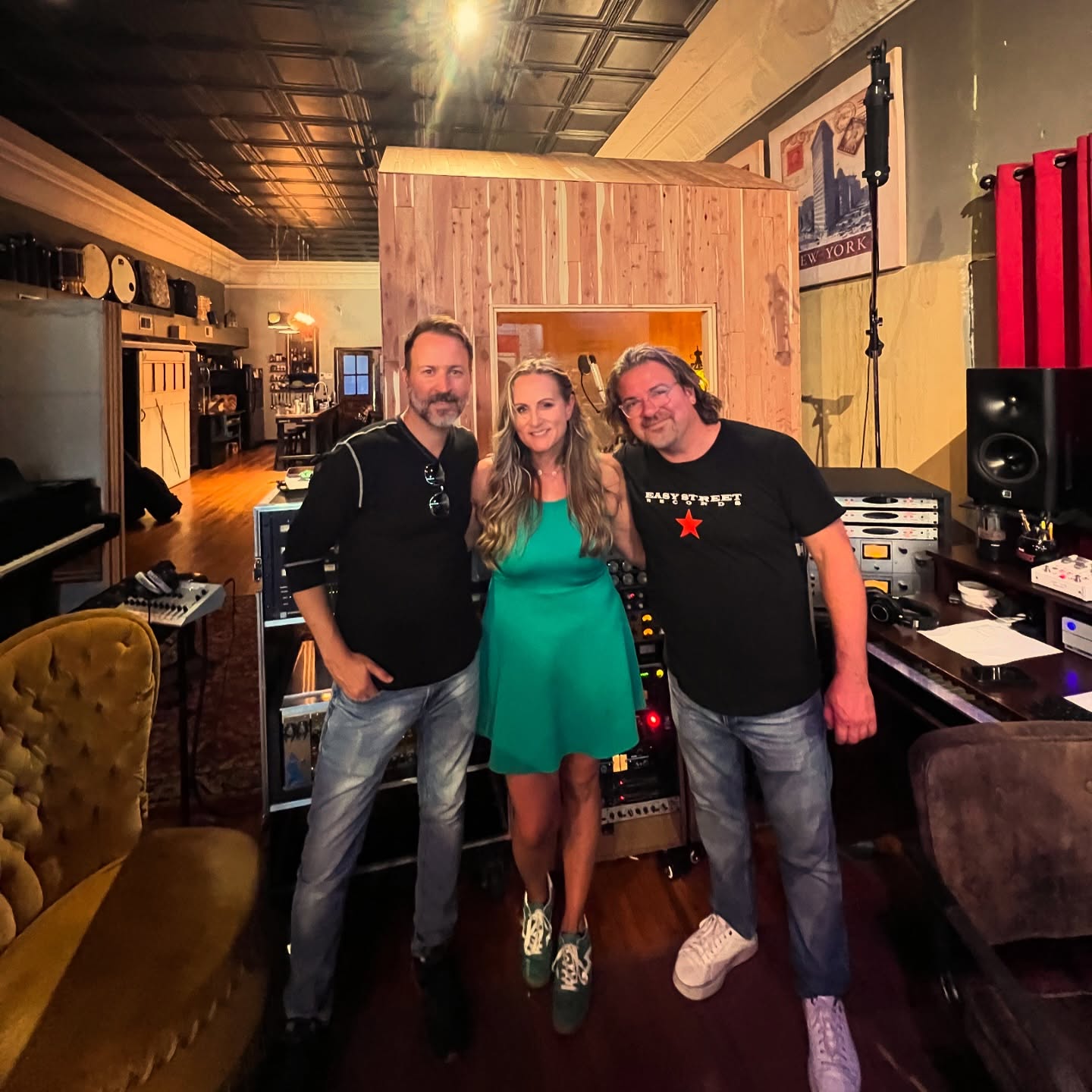 Such a great time working with @so_lowe5 & @loweprofile @loweprofilemusic in the studio. They have been a part of the Artist And Artist Development Program this year. We have worked on songs, sound, social media and a visual vibe that is all them.
They have a distinct story to tell as they are brothers who were pursuing music together years ago. Music took a backseat to successful architecture and medical careers and their families.
@so_lowe5 was a part of one of the Artist And Creative and Songwriting Masterminds a few years ago. It was during that time that his love for music was reignited and he decided to call his brother with a crazy idea: Why don’t we get the band back together?
Fast forward a year or so and they’re in Nashville recording Lowe Profile with producers @cheyennemedders @spartacus1960 & @giderplayer at the helm. It’s been such a great time and an honor to work with these guys - Nicole