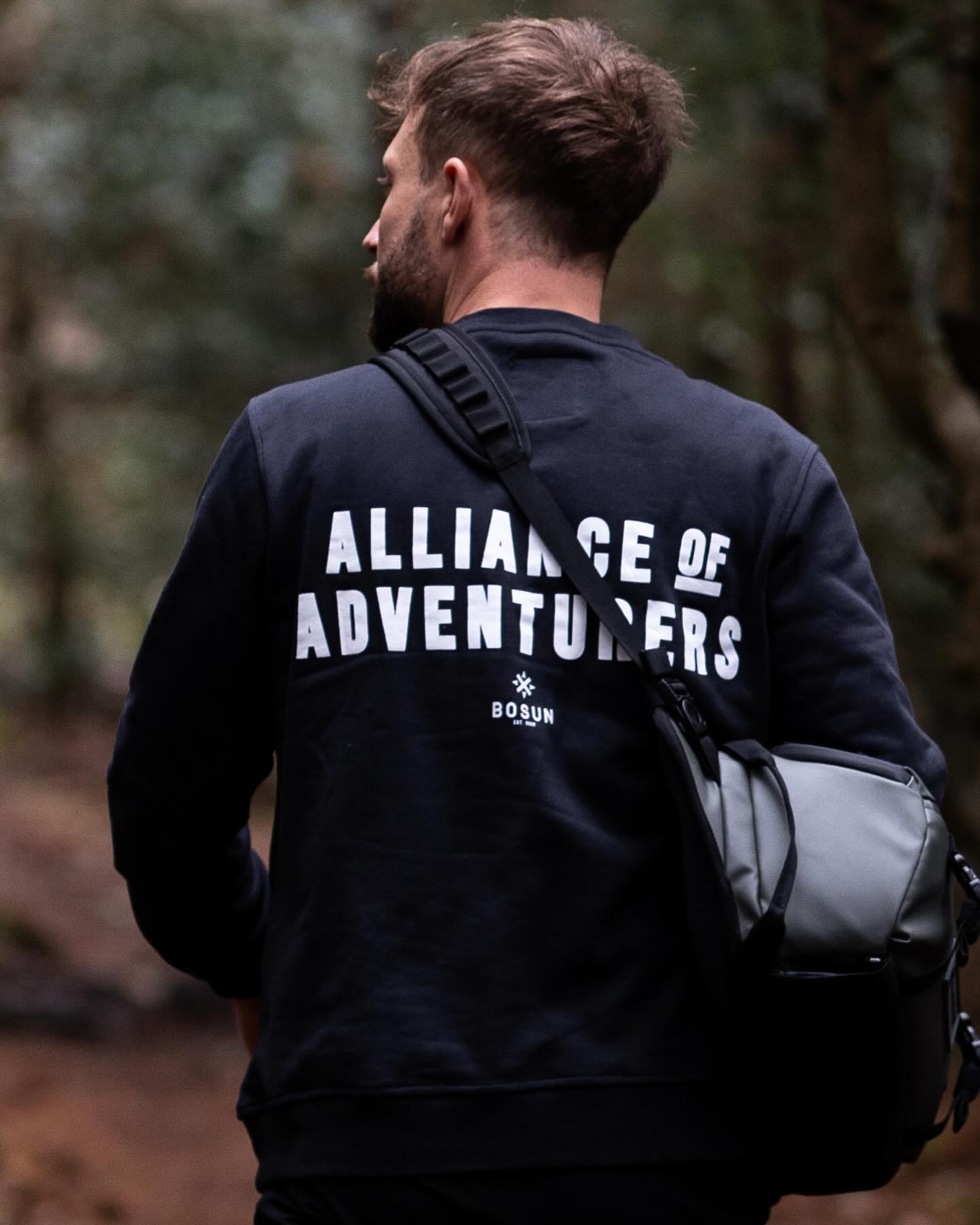We set out to build a sweatshirt for all occasions. We didn’t buy an off the shelf pattern, we designed what we think is a great fit, with a fleecy interior to keep you warm. Whether you are heading out into the forest or to the bar, this is the sweatshirt for you
#bosun #bosunwear #adventurealliance #allianceofadventurers #exploreeverywhere #adventurers