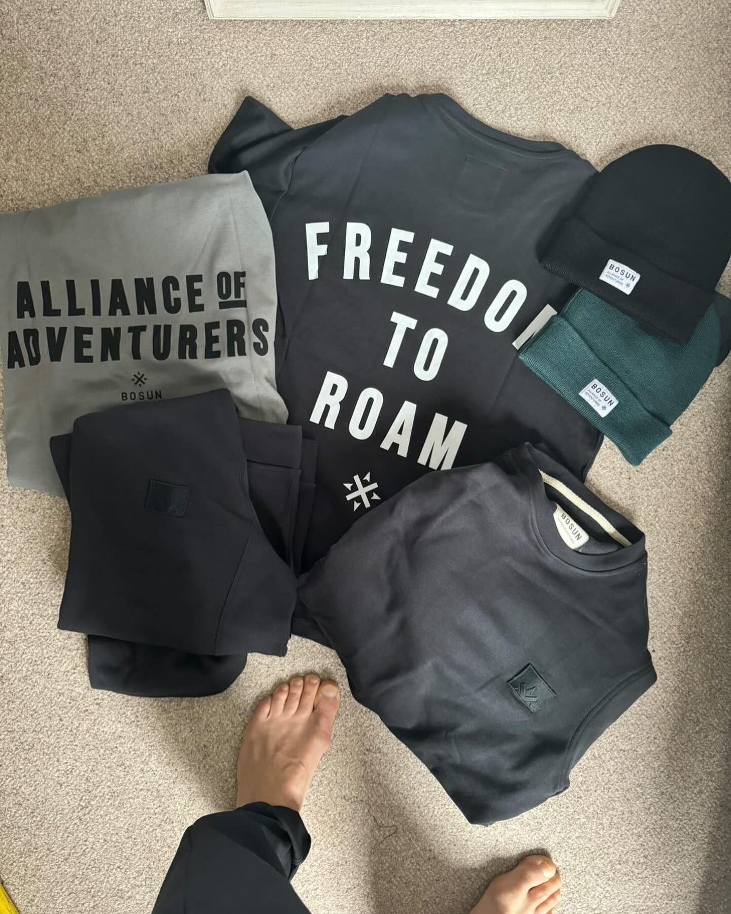 We love to see when our community receive our gear. Check out @rich.trails, a runner and photographer who epitomizes our brand @gilly_photography
#bosunwear #trailrunning #travelphotographer #wildernessexplorer #trailrunninglife #trailrunners