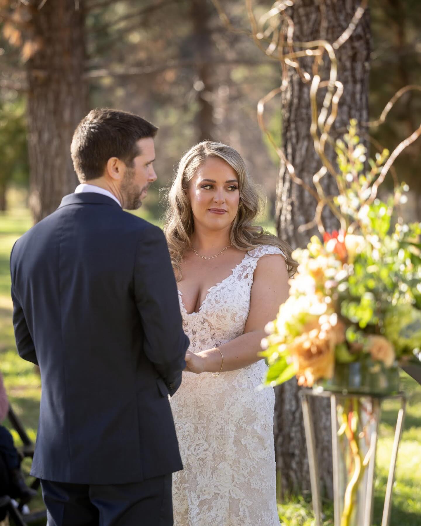ANNOUNCING - The new Mr. & Mrs. Congratulations Riley & Matt❣️
.
.
Venue: @zionredrock
Photography: @forevermorefilms
Hair: @lundhairco
Makeup: @chandlerlarsen_
Planning+Design: @poppylaneevents_st.george
Decor+Florals: @poppylaneevents_st.george
.
.
#stgeorgeweddingplanner #stgeorgewedding #poppylaneeventsstgeorge #weddingceremony #desertwedding
#southernutahweddingplanner #zionwedding