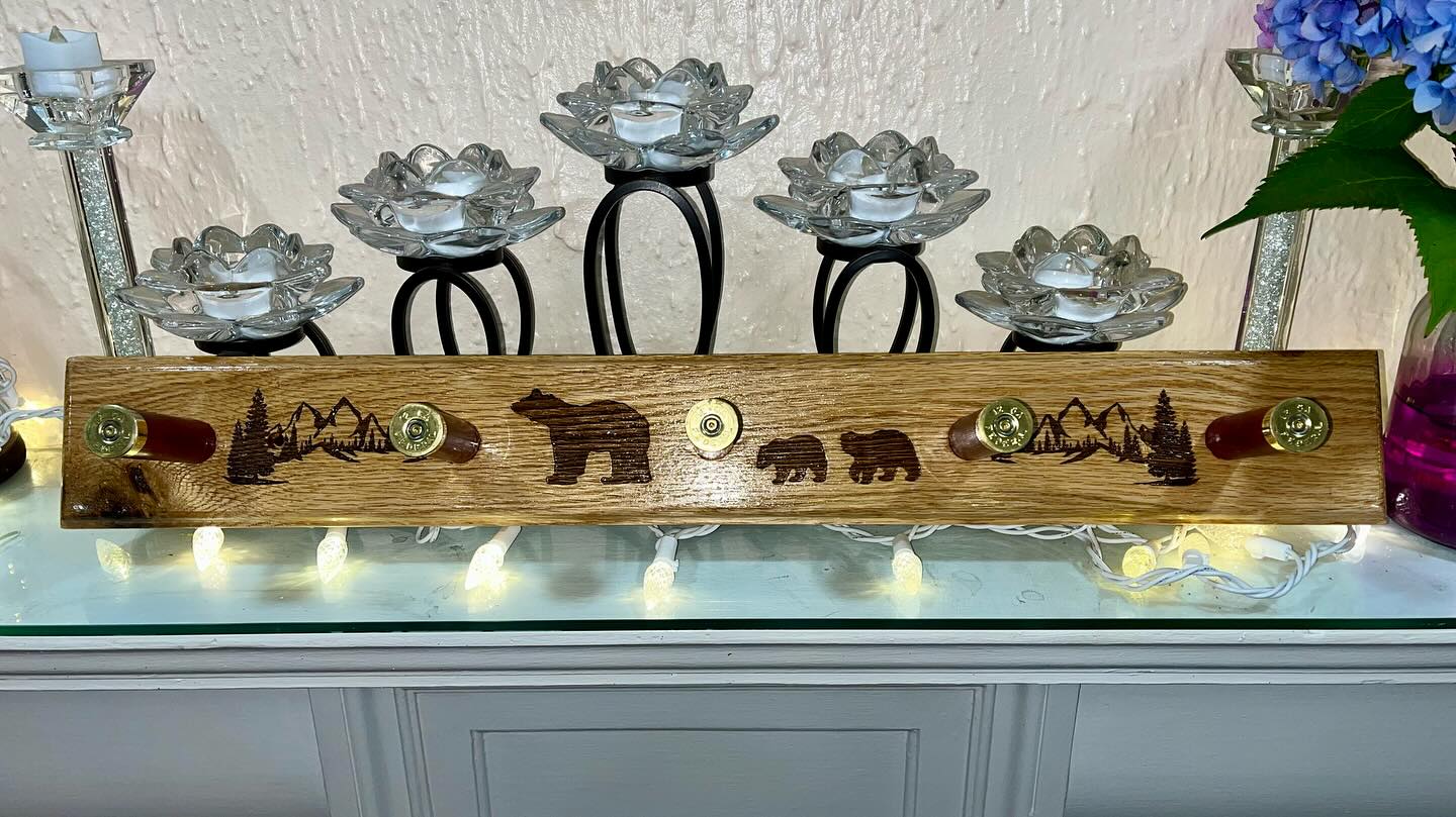 24” - 5 spot Shotgun Hull Coat Rack. Made from red oak with a beautiful oil based urethane that makes a hardened coating. #woodworking #hardwood #shotgun