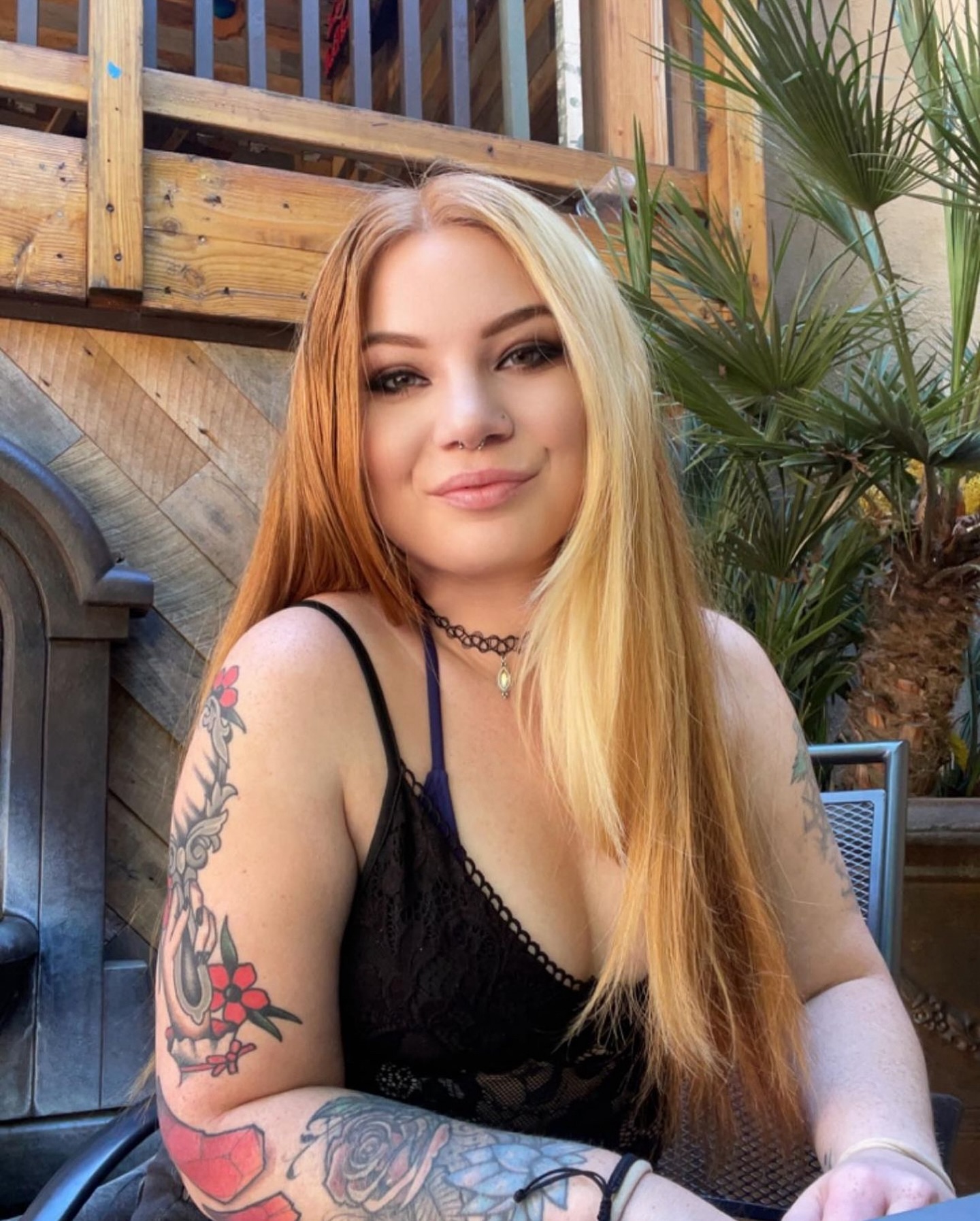 Hey there! I’m Kaylah Marie @beauty_by_bear_ your beauty sidekick at Kismet Beauty Parlor. 💖 Let’s chat about the magic we can create together – from those perfect Powder Brows to Microblading wonders. But hold on, I’ve got a secret weapon: Body Contouring! 🌟✨
#FolsomBeauty #PowderBrowsFolsom #MicrobladingMagic #LiquidLipoFolsom #fatdissolverfolsom #FolsomBeautyParlor