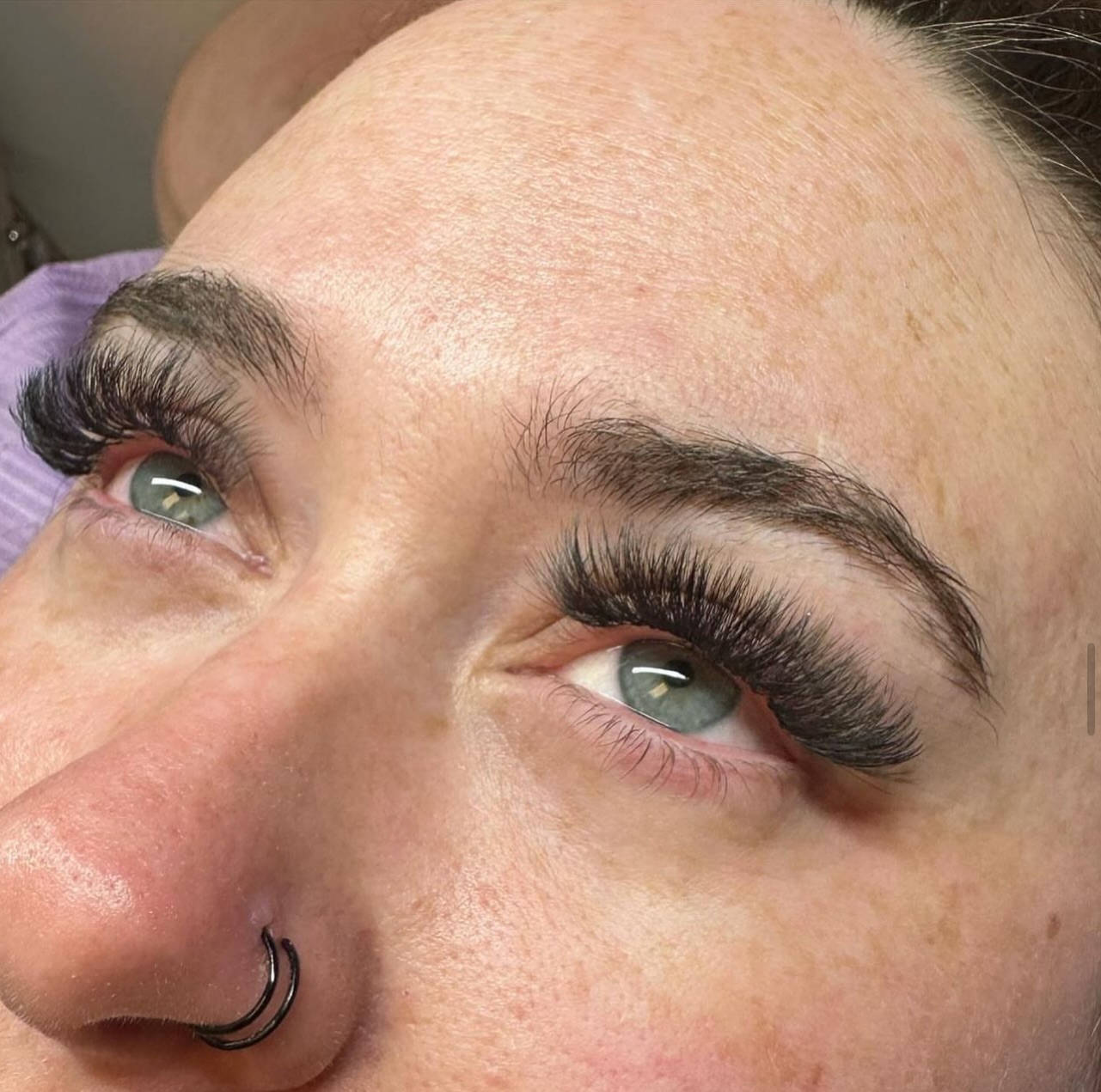 Fluffy lashes, big impact. 💫 @dermanerd
#FluffyLashes #EyesThatSpeak #folsomlashes #folsombestsalon #kismetbeautyparlor #folsombeauty