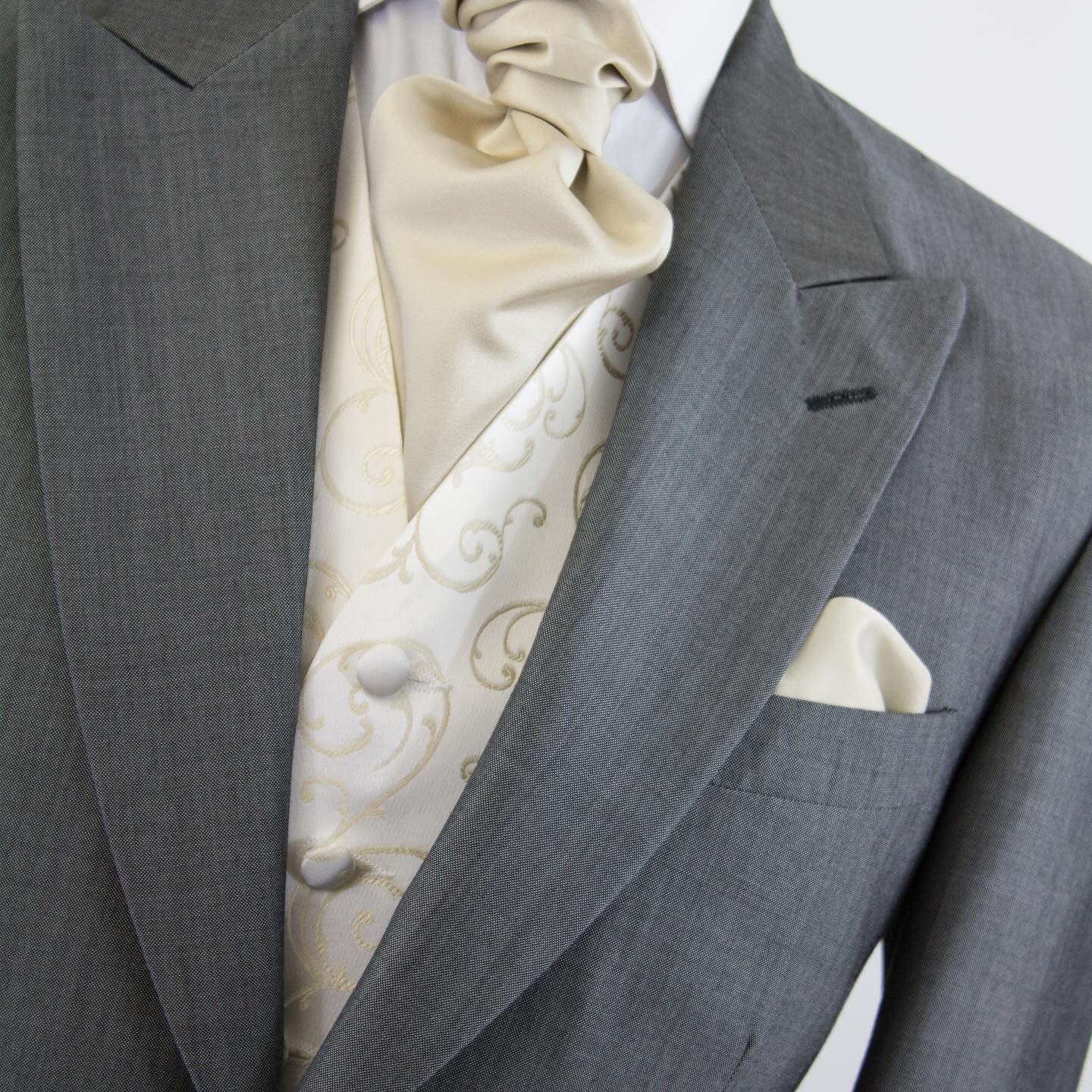 S I L V E R G R E Y
•
A light coloured, silver grey wool & mohair. The finest in wedding suit hire.
Both our Hinstock tailcoat & knighton lounge suit feature a slim cut trouser and a tapered jacket waist for a modern silhouette.
•
Available from an age 3 years.
•
Available to hire, to buy and made to measure.
•
#2024weddingtrends #2024weddings #suithire #weddingsuits #groom #groomssuit #bride #style #tailoring #kentwedding #essexwedding #londonwedding #surreywedding #menwithclass #suitsupply #wellsuited #formalwear #hirewear #suithirekent #suithirelondon #greysuit #weddingsuit #suithirecanterbury