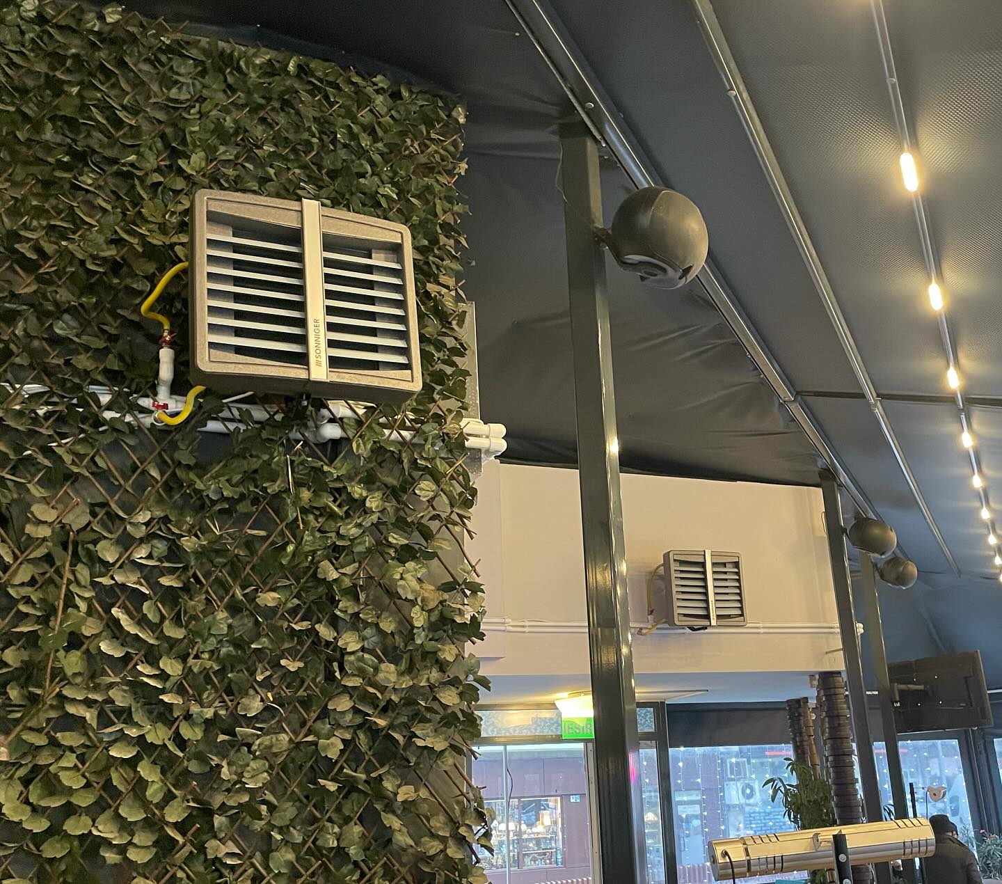 Am finalizat montajul unor aeroterme #sonninger și automatizarea acestora la o terasă din #Constanța
#plumberslife #incalzire #instalatiicomerciale