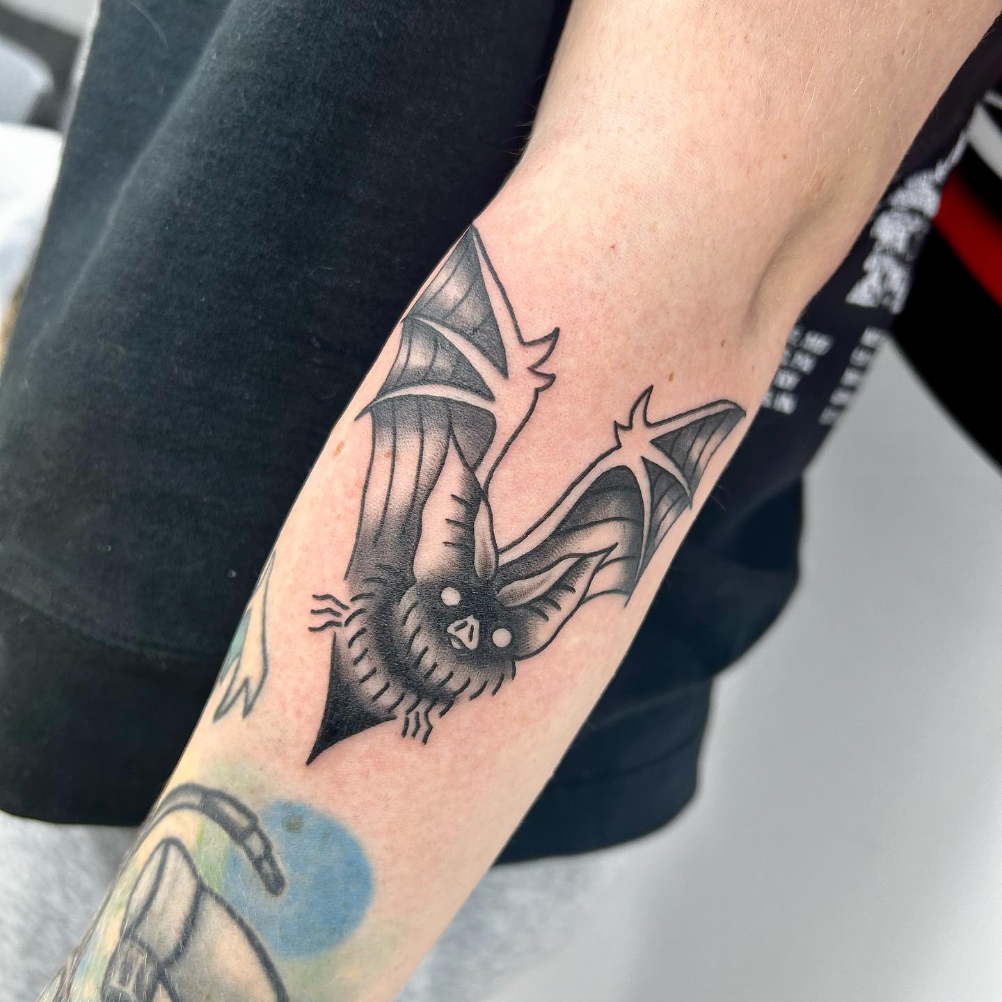 Solid traditional piece done by Cat yesterday!