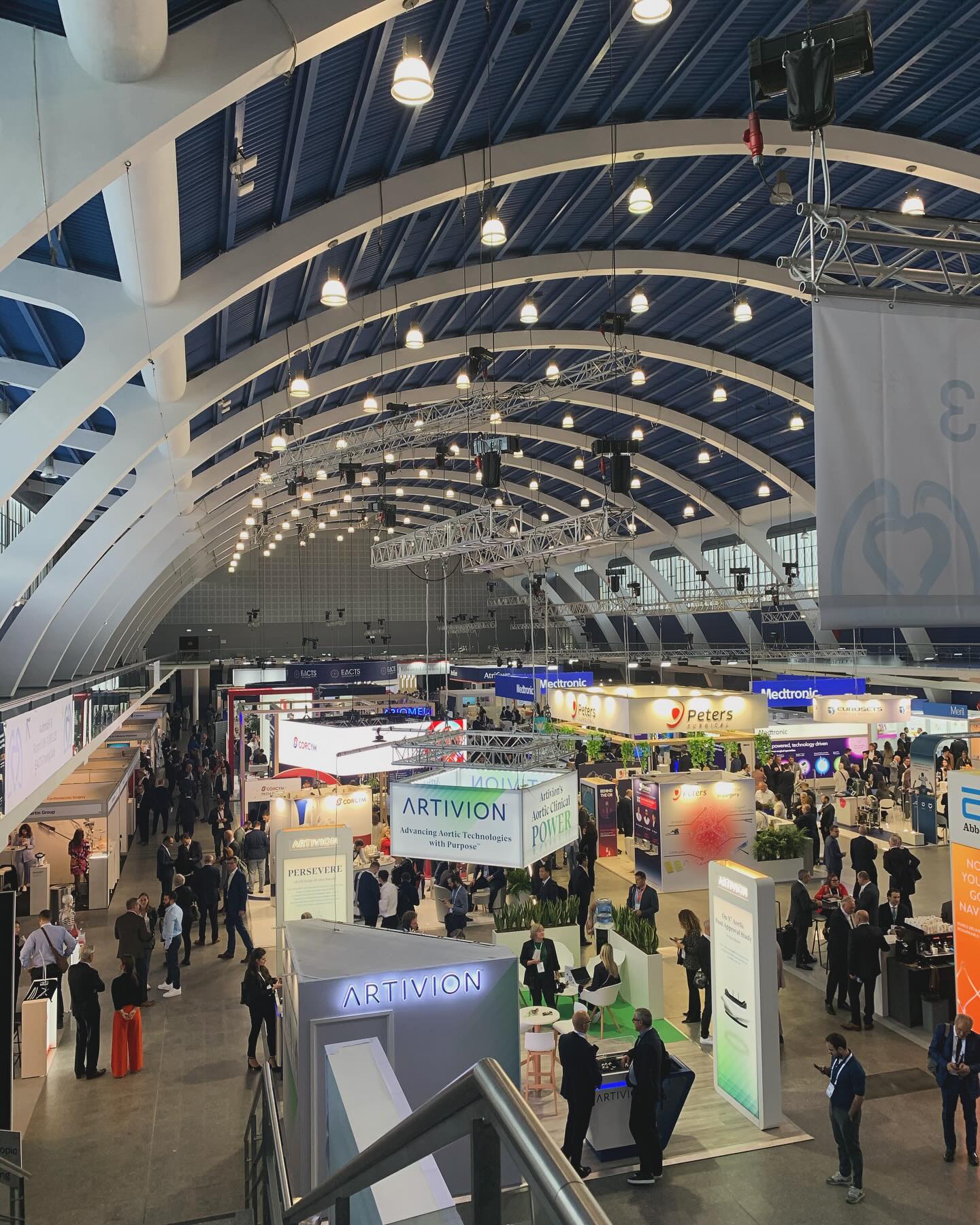 Last day for me in Lisbon at #eacts2024 - one more Daily Highlights film to capture, edit and release in less than 24 hours. Great to be supporting heart and lung š« surgery around the world at this truly international conference. Better skills, better surgery and better patient outcomes - a tangible mission.