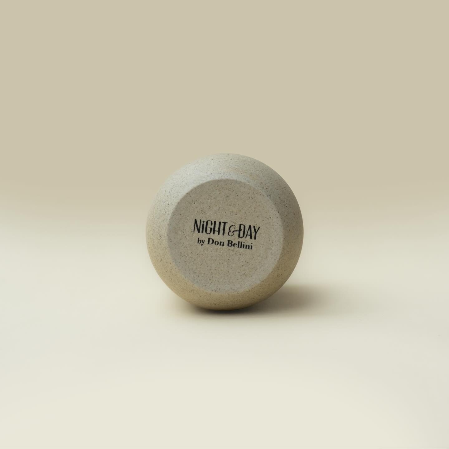 Another look at our Night and Day Cappuccino cups as we unveil their unique charm. Featuring a captivating raw, unglazed exterior, these cups are guaranteed to bring a touch of rustic elegance to your tabletop.
#ceramic #tabletop #cups #coffee #porcelain #unglazed #clay #ceramiccup #donbellini #nightandday #drinkware #loveceramic #handmade #mornings #modernceramics #pottery