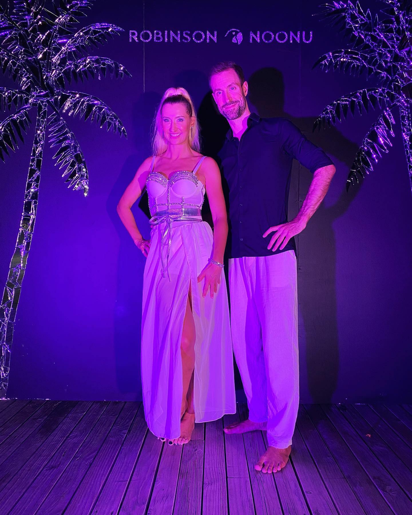 Yesterday we had a wonderful ✨ New Year’s ✨show in paradise! ☀️🏝️🥂
@robinsonclub / #Noonu #Maldives
.
.
#SugarSky #Band #LiveMusic #HappyNewYear #NewYear #Show #Concert #Maldives #Stage #Robinson #Event #Entertainment #RobinsonNoonu #Noonu #Celebrate #Party #Music