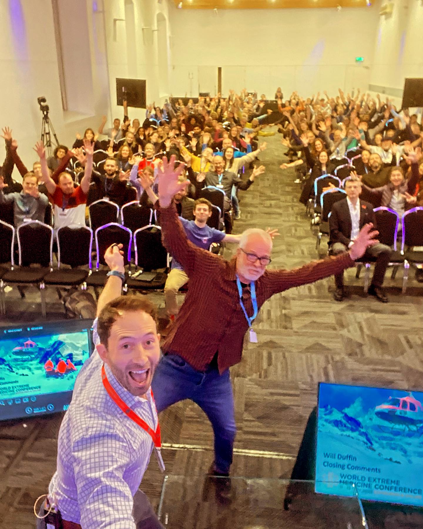 End of day 1 of the @worldextrememedicine conference!! Bottling that energy elixir in selfie form
#wem23 @shawnapandya @spelsie_sarah_catherine @eoinwalker33 @kevin.m.grange @mark.hannaford_adventurer @ffyondavies @_jc.explores
