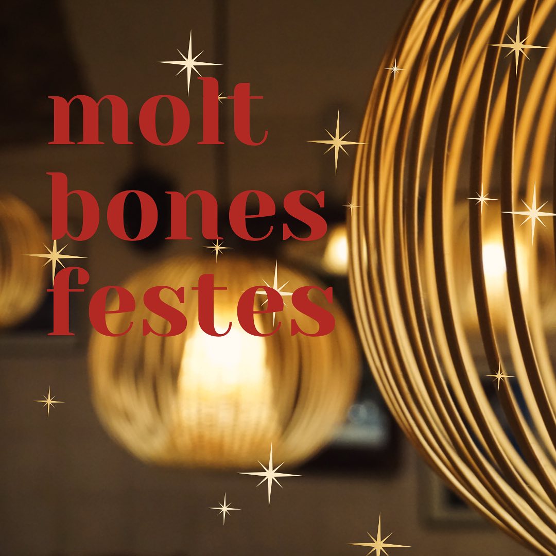 BONES FESTES 🎄 us desitjem l’equip de La Cua Curta!
