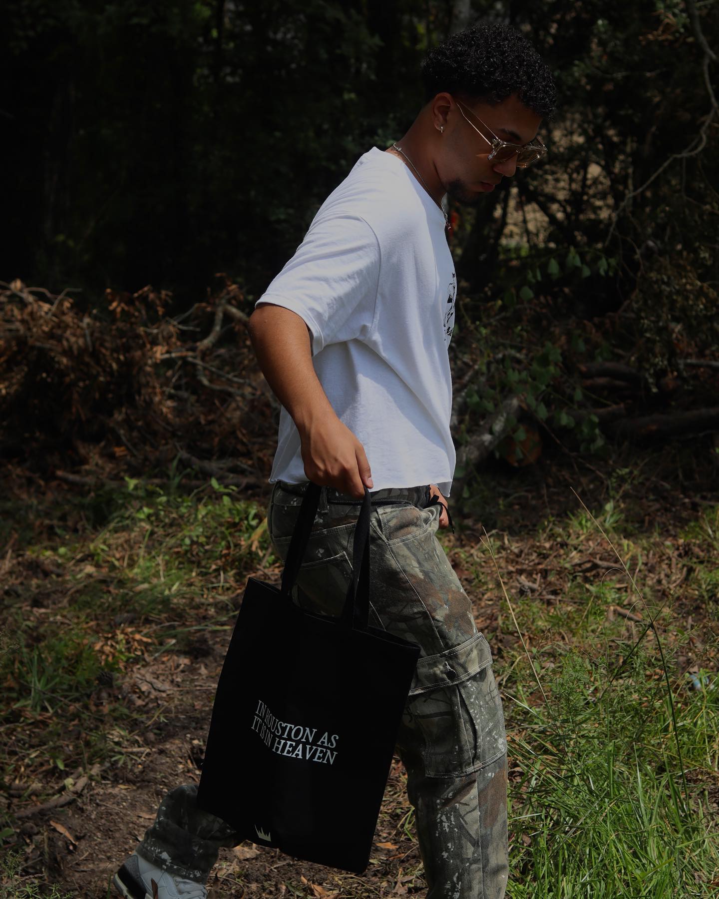 God left the 99 for YOU!
Matthew 18:12-14 is a reminder that God will rejoice in the ONE who returns to Him over the 99 that never left. Don’t feel that you are ever too far away, that is far from the truth. God is waiting for you with open arms.
‼️ Lamb Tee drops tonight at 9PM on risencustoms.com‼️