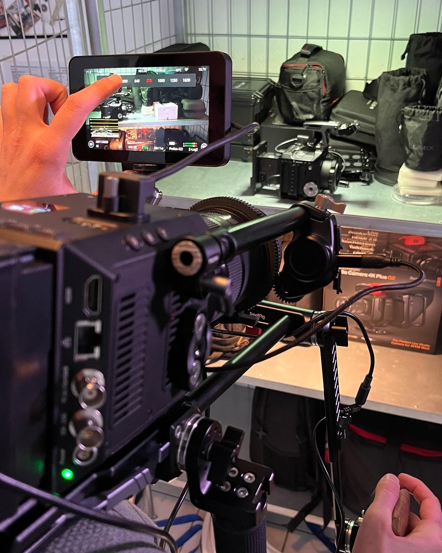 #zcam #f6pro with its touchscreen on a shoulder rig is like a dream come true!