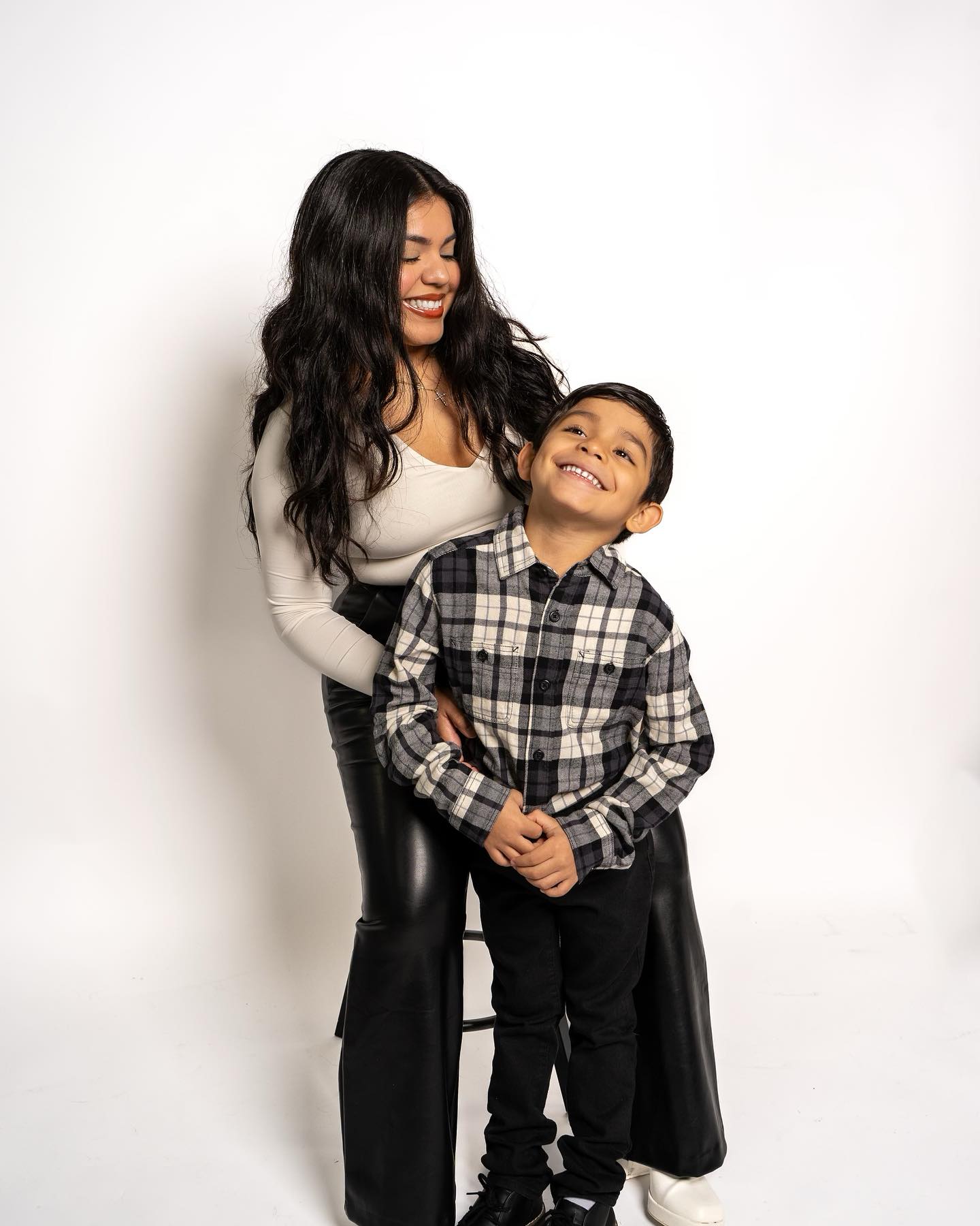Thank you @vitadi.nina for providing photo sessions to single moments. It’s so beautiful to see these tender moments and memories captures 🤍