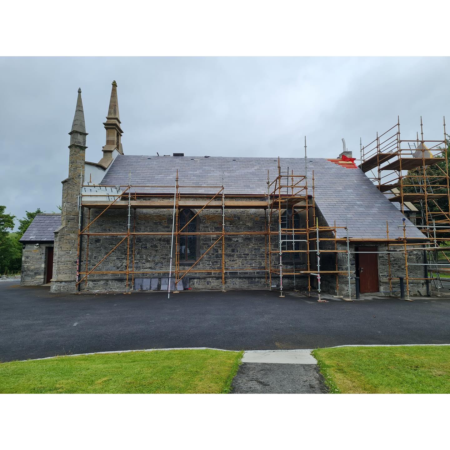 Restoration work is underway at Laghey Parish Church, including replacing the roof with reclaimed Bangor Blue slates.
As registered conservation architects, we work with beautiful buildings every day of the week, and this is no exception.
Conservation and restoration is of huge importance to us and takes priority in our designs - we need to work with old buildings, and not just demolish them and the history that comes with them.
To see more of our conservation and restoration work, have a look at our website at the link in our bio, or at www.allanarc.com.
#conservation
#restoration
#architecture
#conservationarchitect
#donegal