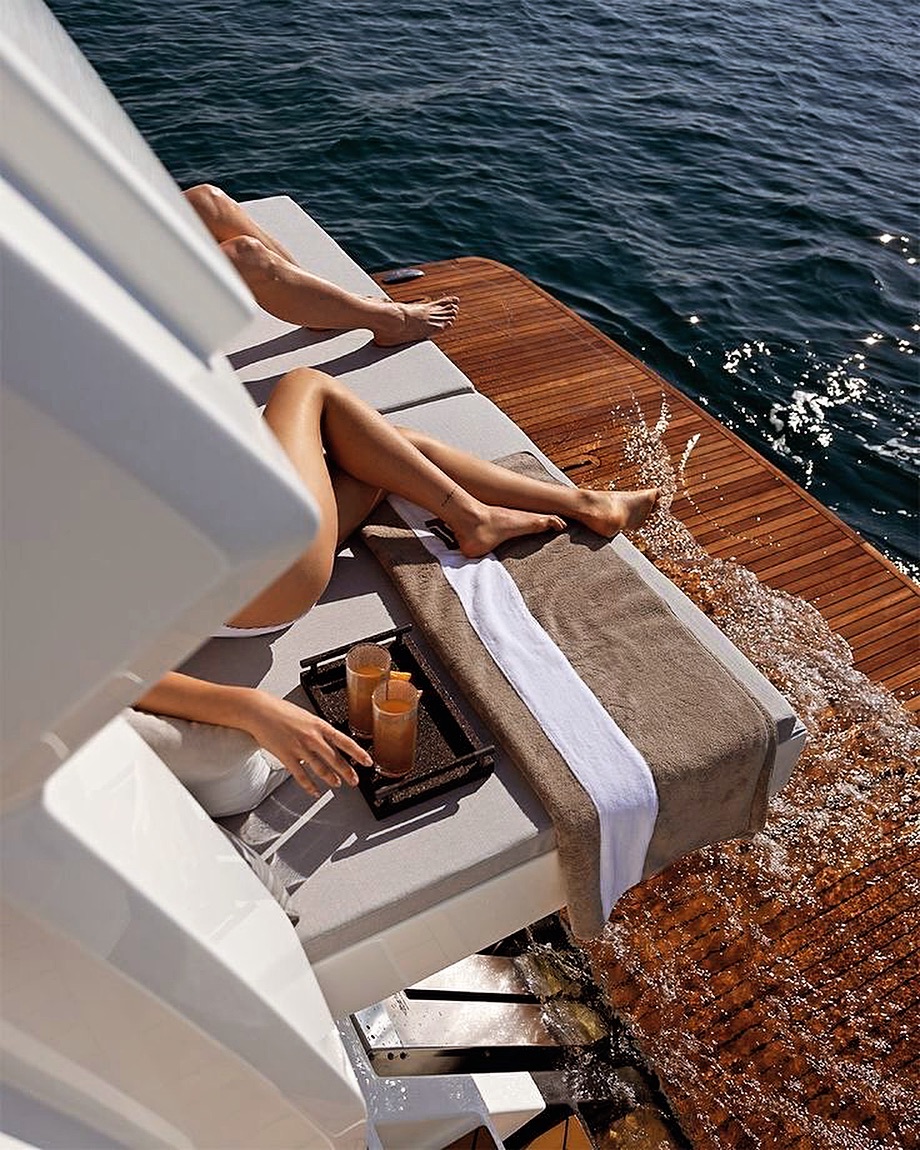 Hey there, summer's finally here , and it's time to make the most of it! 🧡 Feel the sea breeze, taste the salt on your skin, and enjoy the sand between your toes. Picture yourself chilling with a 🍸 as the sun sets from the deck of our yacht. With us, every day's a new adventure packed with luxury and comfort on the open water.
Let's make this summer unforgettable together!
Ready to set sail? 💙🤍
Visit our website or shoot us an email at info@puertobanuschartermonty.com to know more.