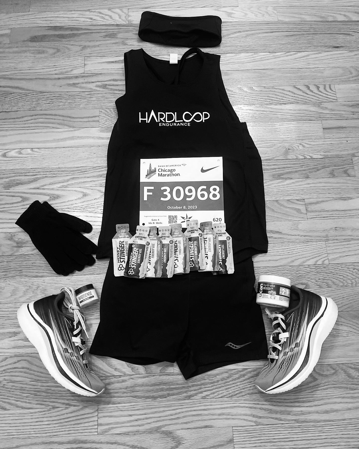 Wishing our Chicago Marathoner’s (and ALL our racers this weekend across the world) a great race tomorrow!
Tomorrow’s Chicago Marathon looks to be one of those days you always dream of, a no excuses day! Coach has given full send permission on this one!
Drop your weekend results below Hardloop Athletes👇
#ChicagoMarathon #CHImarathon #Marathon #MarathonTraining