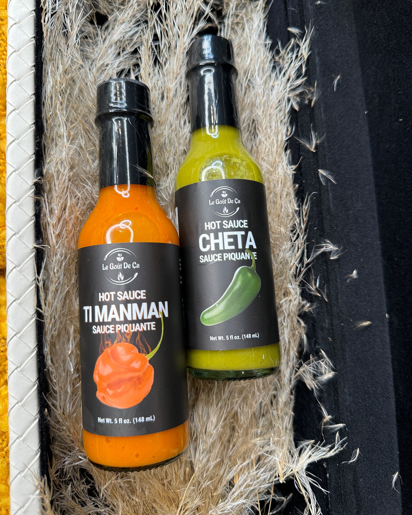 Happy to introduce you my new hot SAUCES🔥🤤
TIMANMAN & CHETA👌🏾
.
.
.
#hotsauce #foodie #foodlover