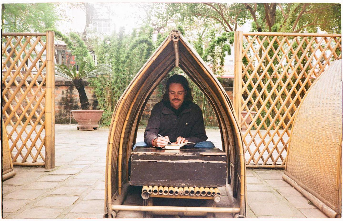 Duyên
📸 @mcgerkinshaw_