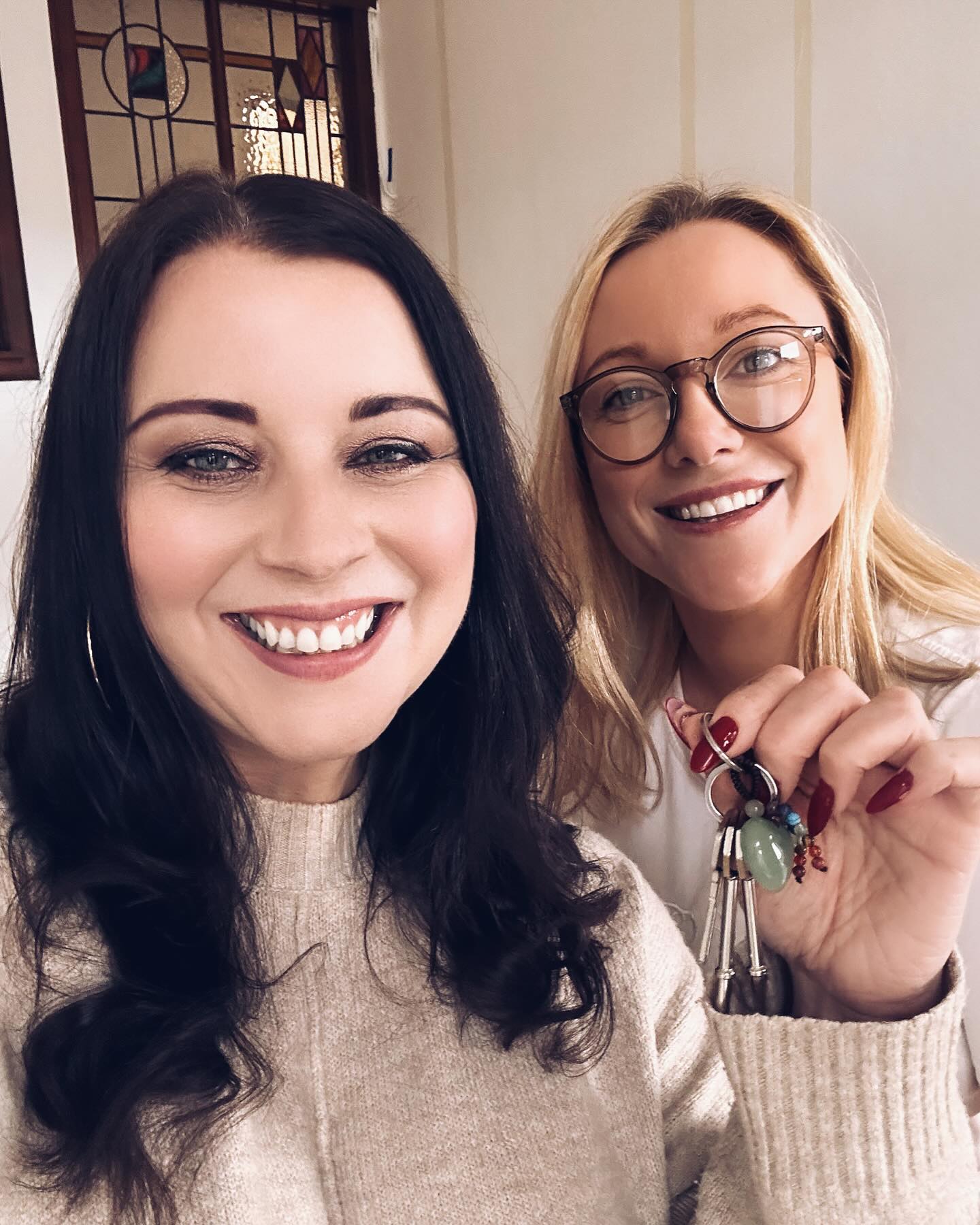 We are very excited to announce we now have the keys to our newly refurbished premises!
@thetherapysuitelanarkshire
The Therapy Suite is a modern space in the heart of Lanarkshire providing flexible room rental options for wellbeing practitioners.
Over the coming weeks we will be opening by our doors for new practitioners to join us, please follow us @thetherapysuitelanarkshire to see updates as we carefully furnish each space to be the perfect place for you to grow you business whether you’re a counsellor, therapist, psychologist, massage or holistic practitioner - we have a space for you! ✨