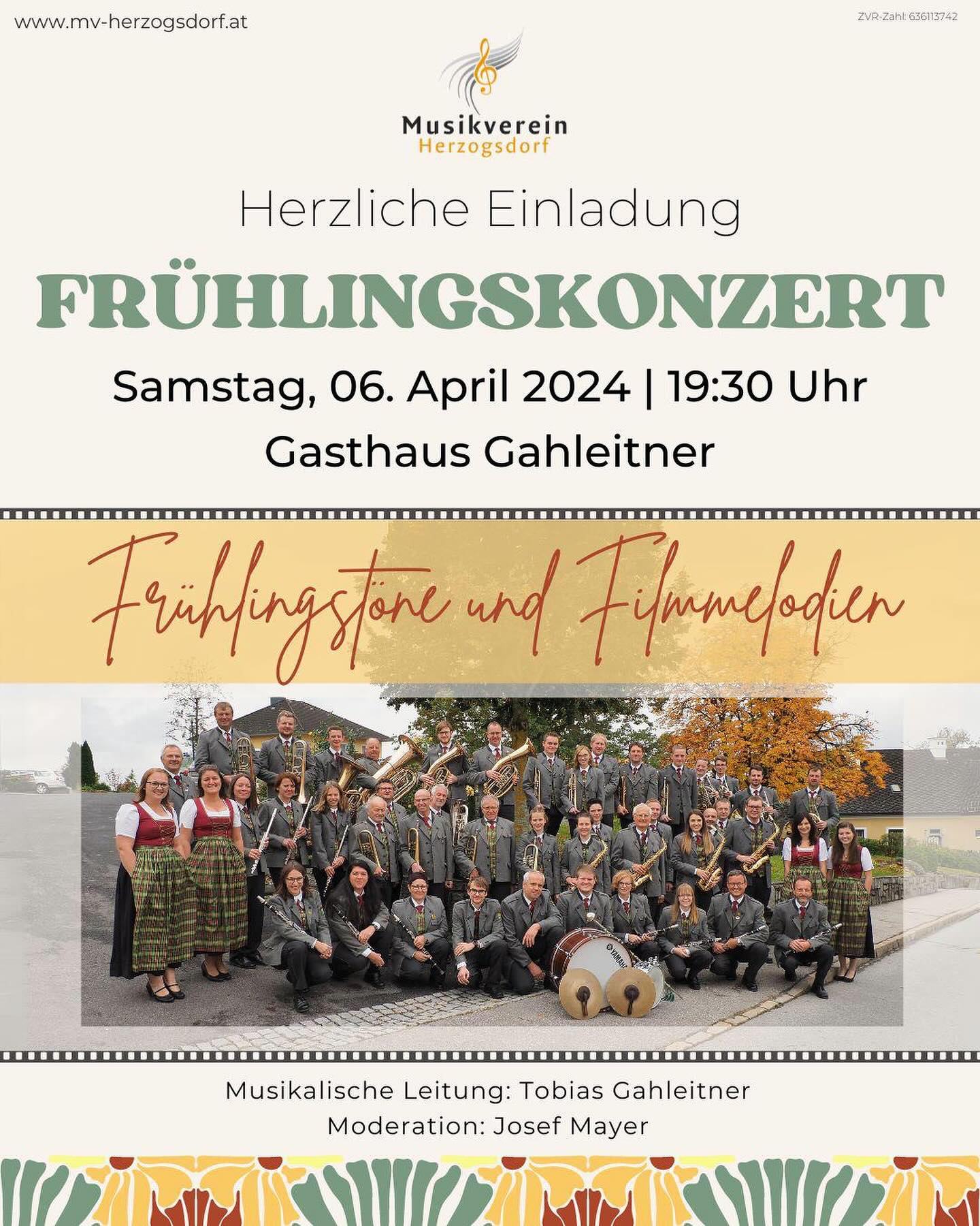 Unter dem heurigen Motto „Frühlingstöne & Filmmelodien“ läuten wir mit traditioneller Blasmusik & Filmmusik den Frühling ein 🌷
Unser Programm:
- Der Ennstaler - Marsch von Hans Koller
- Voice of the Vikings - Michael Geisler
- Blue Bells of Scotland - Solo für Posaune, Solist Thomas Gahleitner
- Police Academy Marsch - Robert Folk
- Schindler’s List - Solo für Geige & Blasorchester - Solistin Melanie Gahleitner
-PAUSE-
- Casino Royale - David Arnold
- Pearl Harbor - Hans Zimmer
- Pirates of the Caribbean - Klaus Badelt & Hans Zimmer
- Bis Bald auf Wiedersehen - Wenzel Zittner, Gesang Bettina & Melanie Gahleitner
Durch das Programm führt unser Alt-Obmann Josef Mayer.
Der MV Herzogsdorf bedankt sich sehr herzlich bei dem Sponsor BUSREISEN LEHNER ✨
Wir freuen uns auf Euer Kommen 🎻🎶🌷
#mvherzogsdorf #frühlingskonzert #konzert #frühlingstöne #filmmelodien #herzogsdorf #blasmusik