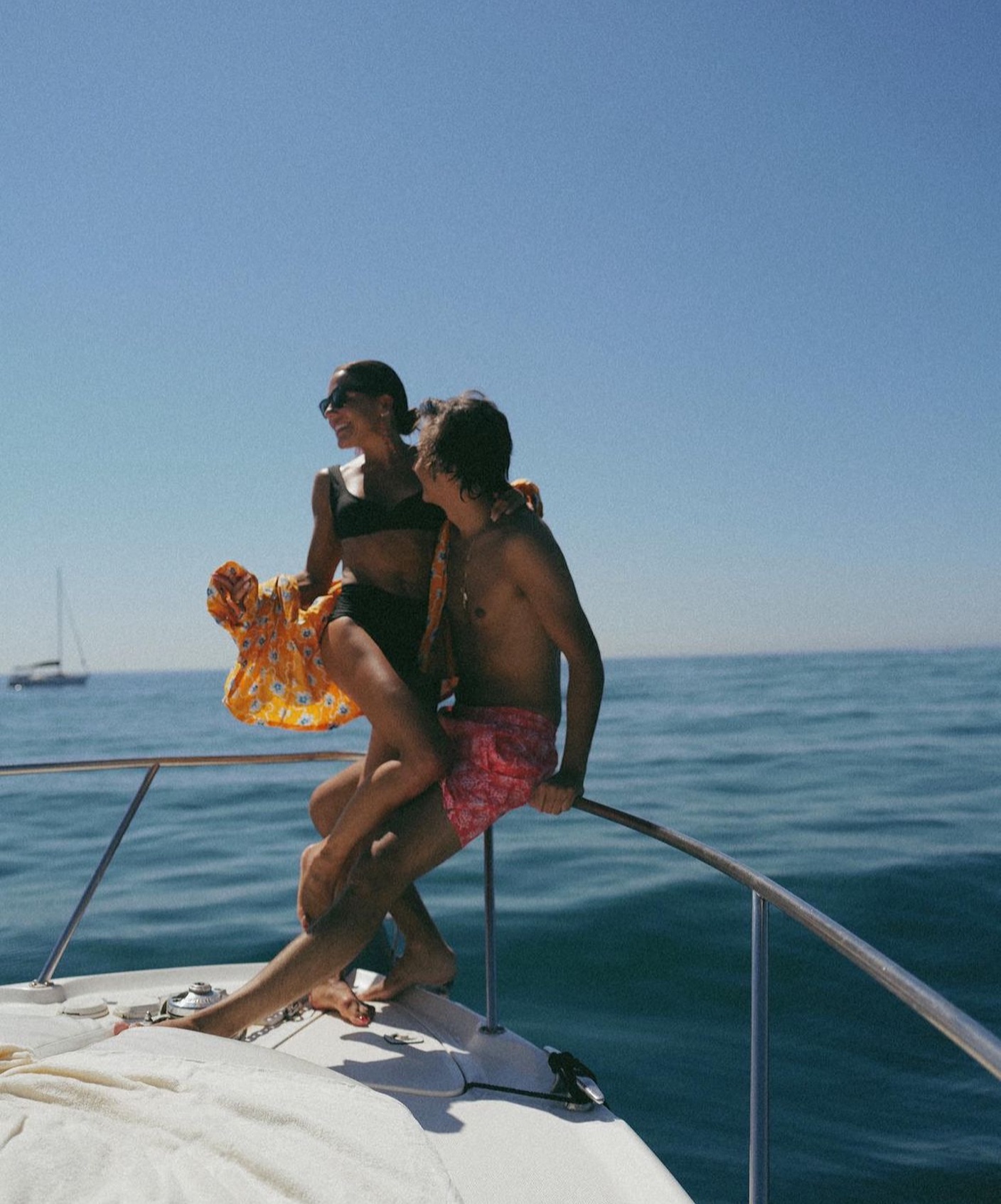 Missing summer vibes? Us too! Only nine Mondays stand between us and May ☀️
Ready to set sail? Call +34 669106060 and secure your sea adventure.