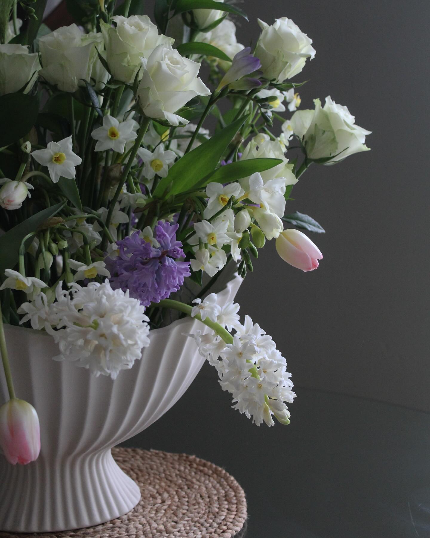 Moments like these I wish we had Smell-O-Vision 🌷🪻