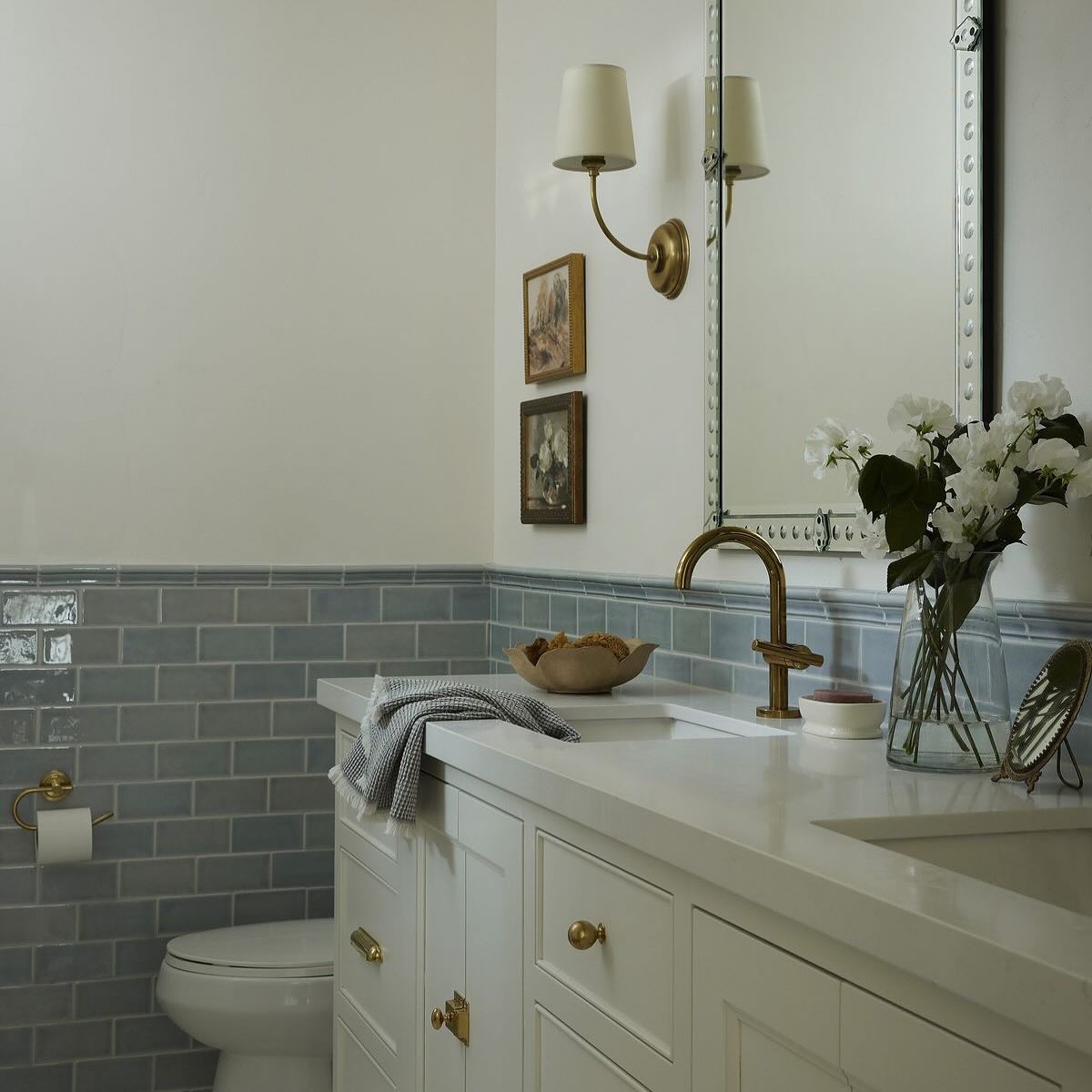 Pulling inspiration from this beautiful bathroom design by @alexadamsondesign for my new project : nursery for baby #3! 💫🤍👶🏼
I’ve been a little MIA from this page for a while adjusting to a new job but I’m excited to share more projects as we get ready to welcome baby boy in March.