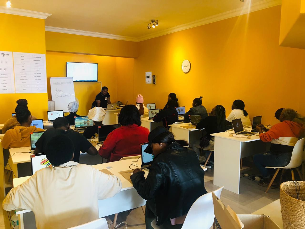 Welcome to Future Hub‘s Computer Basic class, where you can unleash your full potential 💻✨ We are so happy to have a class full of curious women, motivated to navigate through the world of zeros and ones. Get ready for an adventure filled very useful content, countless „aha“ moments and skills that will shape your future. 🌞
#futurehub #freeeducationforwomen #techgirls #africaaweee #socialimpact