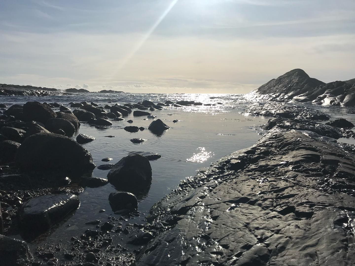 Høstdag i Geoparken. ☀️
.
#unescoglobalgeopark #unesconorge #geopark #geanorvegicageopark #vestfold #larvik #visitvestfold #kyststien #coast #norwaynature #visitnorway #naturebeauty #op #utno #høst #autumn