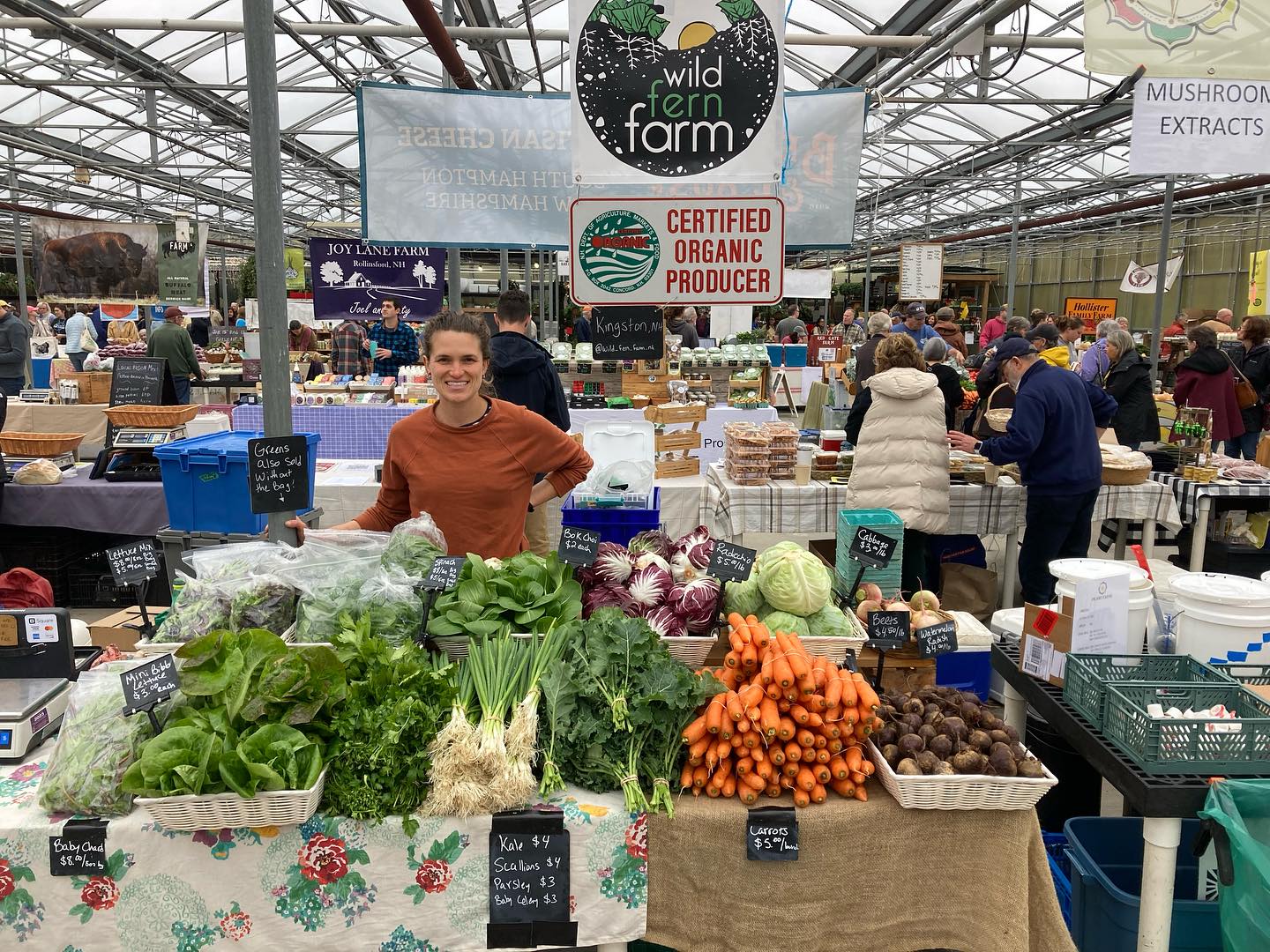 Have you heard that parking is improving at the market at the Wentworth greenhouses? They now have a shuttle which made parking go a lot smoother last market! For info @seacoasteatlocal
Get ready for it! The big holiday winter market at the Wentworth Greenhouses is this Saturday 10-2.
Wild Fern Farm lineup
Arugula!
Lettuce mix
Spinach
Kale
Baby bok choi
Cabbage
Carrots
Beets
Watermelon Radish
Garlic