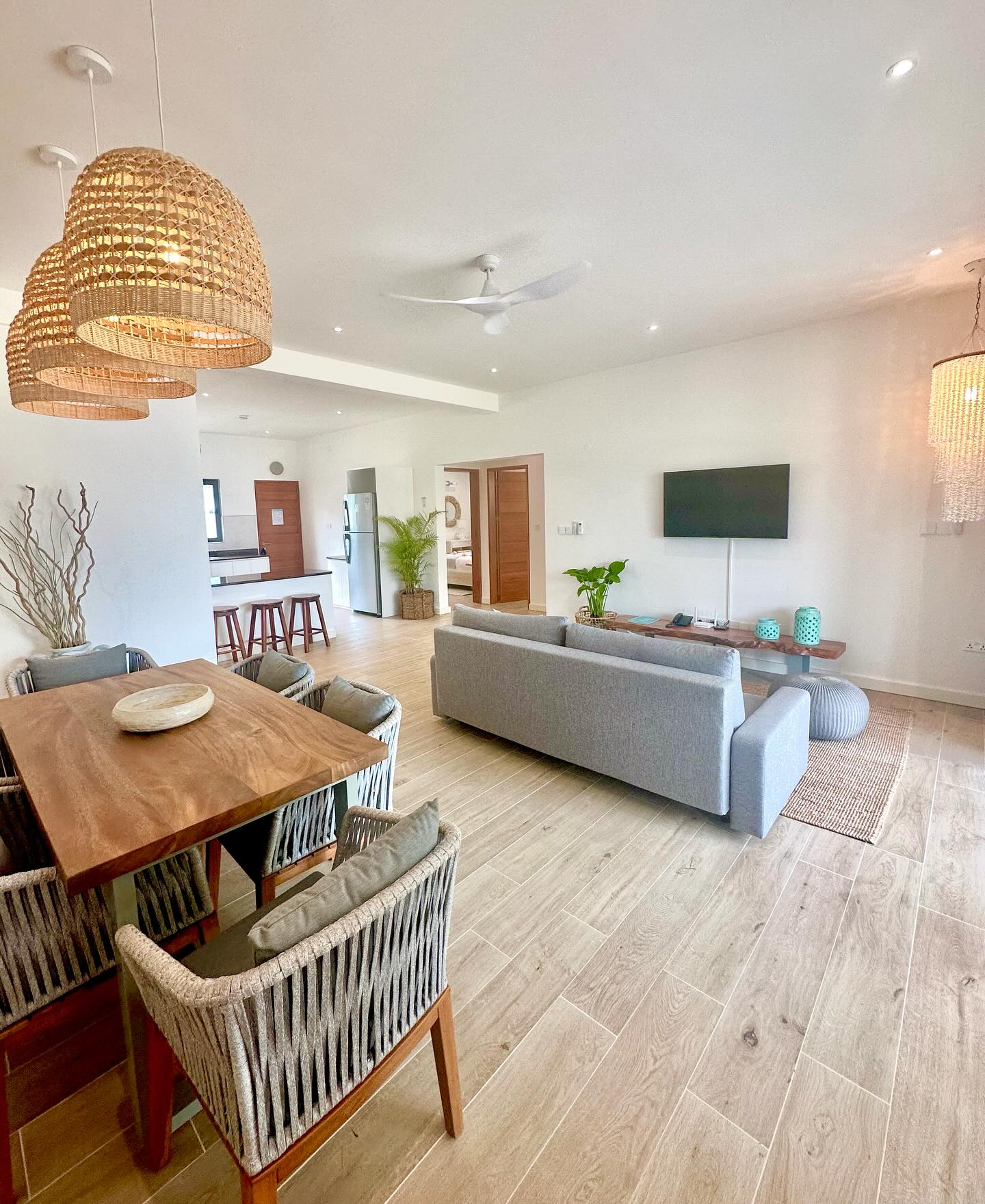 Step into pure relaxation at our brand new two-bedroom ground floor villa.
Your beachside retreat awaits β unwind and embrace the tranquility with the beach and ocean right at your doorstep
π΄π #BeachsideLuxury #NewVillas #RelaxationDestination