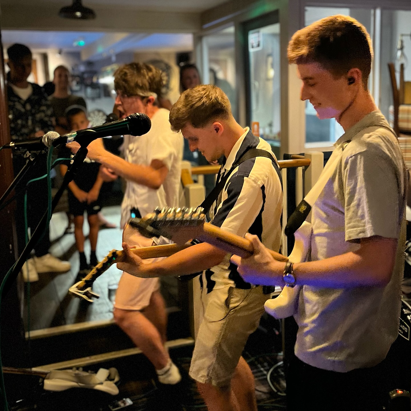 Not long now until we’re back at the @thompsonsbellpub in Walmer! We’re super super excited to be back. Catch us next Friday!
|
|
#poolclubband #playthegame #kent #kentmusic #whatsonkent #livemusic #livemusickent #folkestone #dover #dealkent #kingsdown #dealbeach #doverbeach #britpop #oasis #indie #livegig