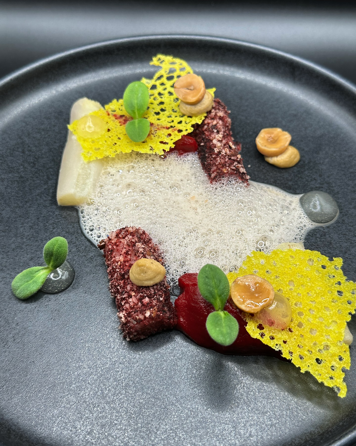 Probiere unser monatlich wechselndes Menü.
—> reserviere auf www.oberstadt-baden.ch
#oberstadtbaden #restaurant #baden #badenisst #gaultetmillau #guidebleu