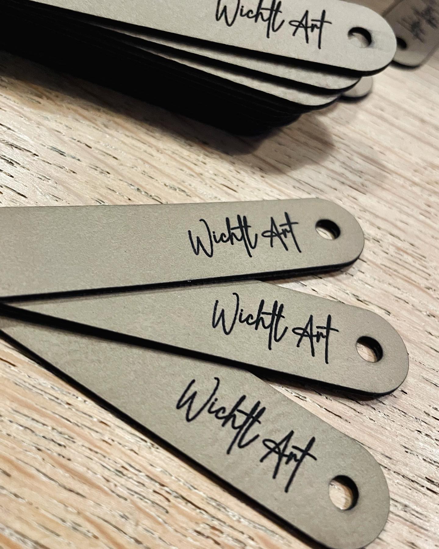 Solltest du noch auf der Suche nach Deinen persönlichen Labels sein, kann ich gerne versuchen das passende für dich zu kreieren .. Ich freue mich auf jede neue Herausforderung 🤩
#labelliebe #labels #personalisiert #diy #austria #österreich #häkeln #stricken #nähen #crochet #sewing #hygge