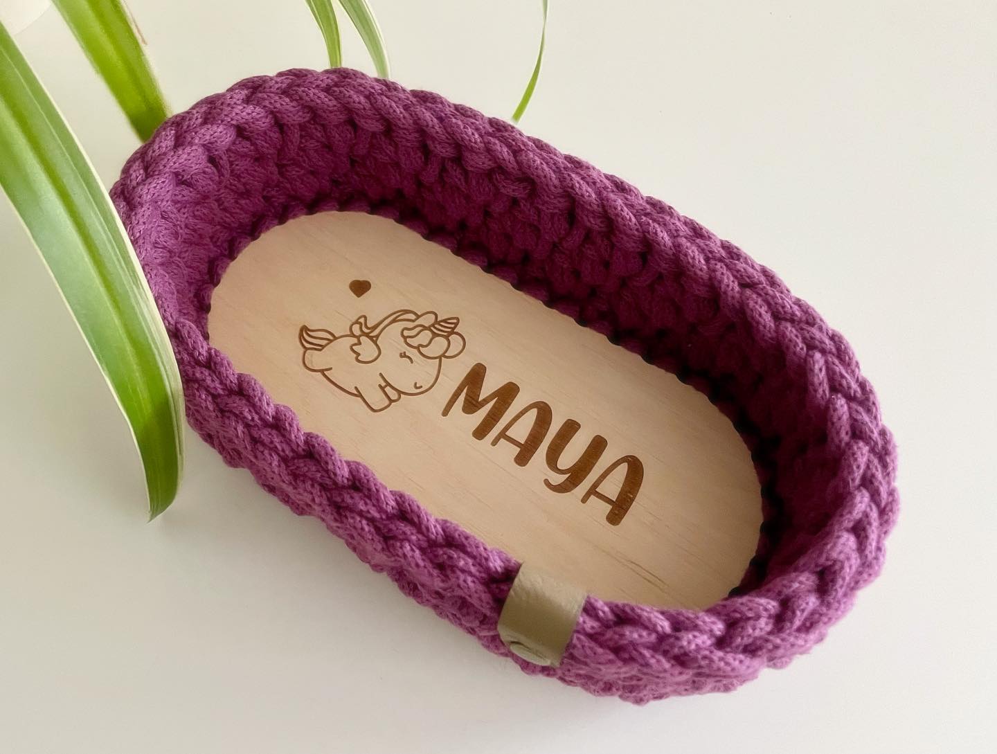 Hier mal ein last-Minute-Geschenk für eine kleine Prinzessin 👸
#häkelkörbchen #geschenk #geburtstagsgeschenk #lastminute #diy #homedecor #häkeln #crochet #austria #hygge #kinderkörbe #stiftekorb