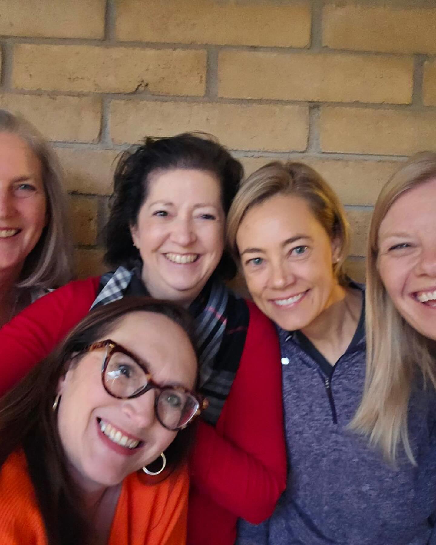 Still reflecting on the wonderful time I had in Minneapolis at the Institute for Challenging Organization conference. I joined ICD for the in-depth education but the real treasure has been THESE PEOPLE. What a special group of friends and colleagues who are a source of support and mentorship all year long. #icd2024 #challengingdisorganization #adhdcoaching #coachapproachtraining #professionalorganizer #seniormovemanagement