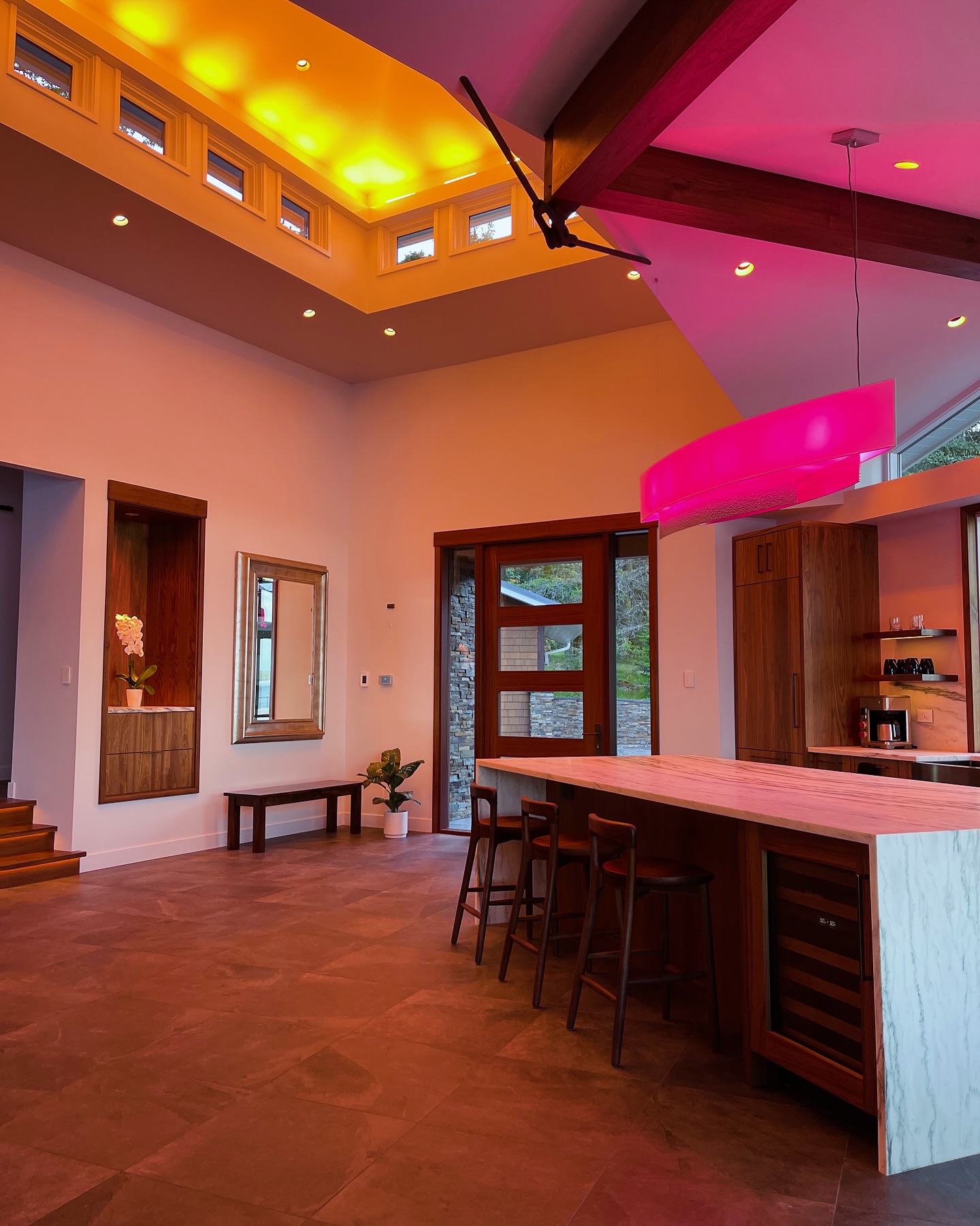 Check out this awesome renovation project using Lutron Ketra lighting. It allows you to create unique color stories with the touch of a button. Bring on the cool cocktail party vibes🥳