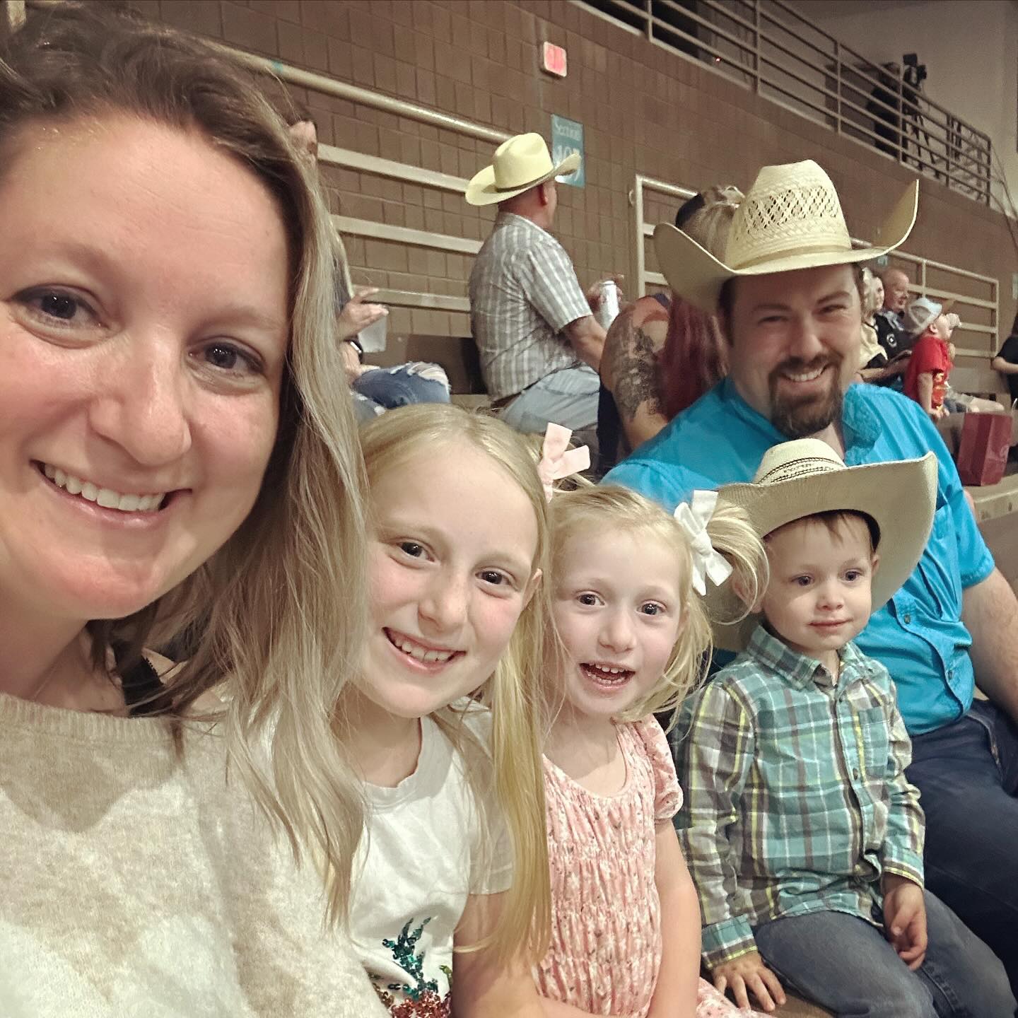 rodeo night ✔️✔️