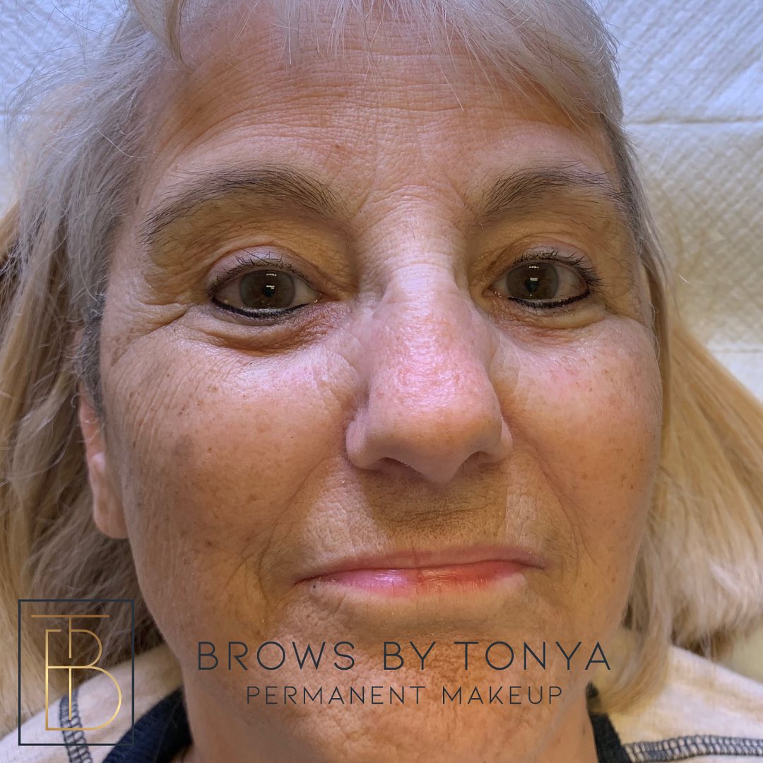 Beautiful, lower permanent eyeliner
#eyeliner#permanenteyeliner#lowerliner#pmuartist#permanentmakeup#615lifestyle#615tattooartist#hendersonvillebeautybloggers#nashvillebeautybloggers#tennessee#kentucky#thrive37075#615