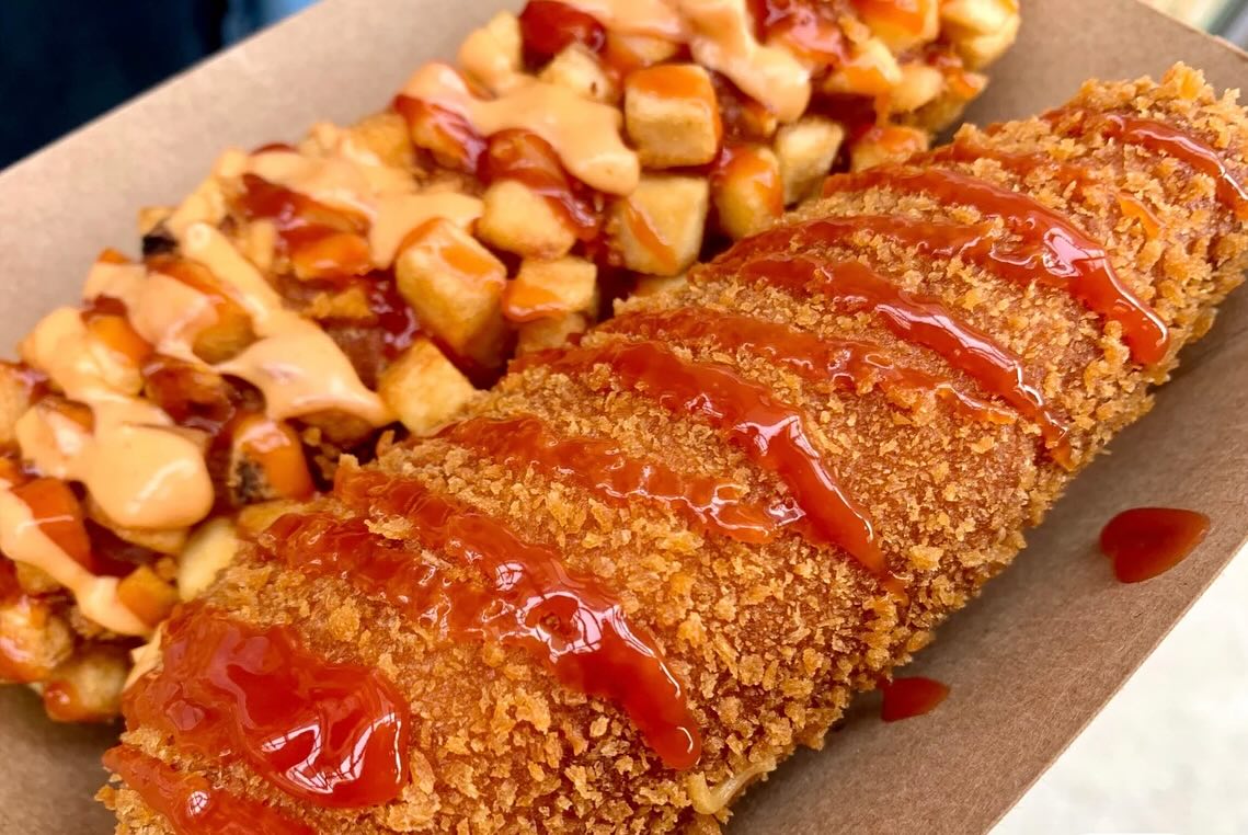 🧋🍩Enjoy Korean fried chicken, Korean hot dogs,milk Tea and Mochi Donut!
At our store, you can indulge in freshly made Korean fried chicken, refreshing milk tea, and enticing Korean hot dogs.
Let our unique delicacy bring you a taste feast!
Address:River Pointe Shopping Center, 2405 W Algonquin Rd, Algonquin, IL 60102
☎️:(224) 241-8164
www.Cloudteaus.com